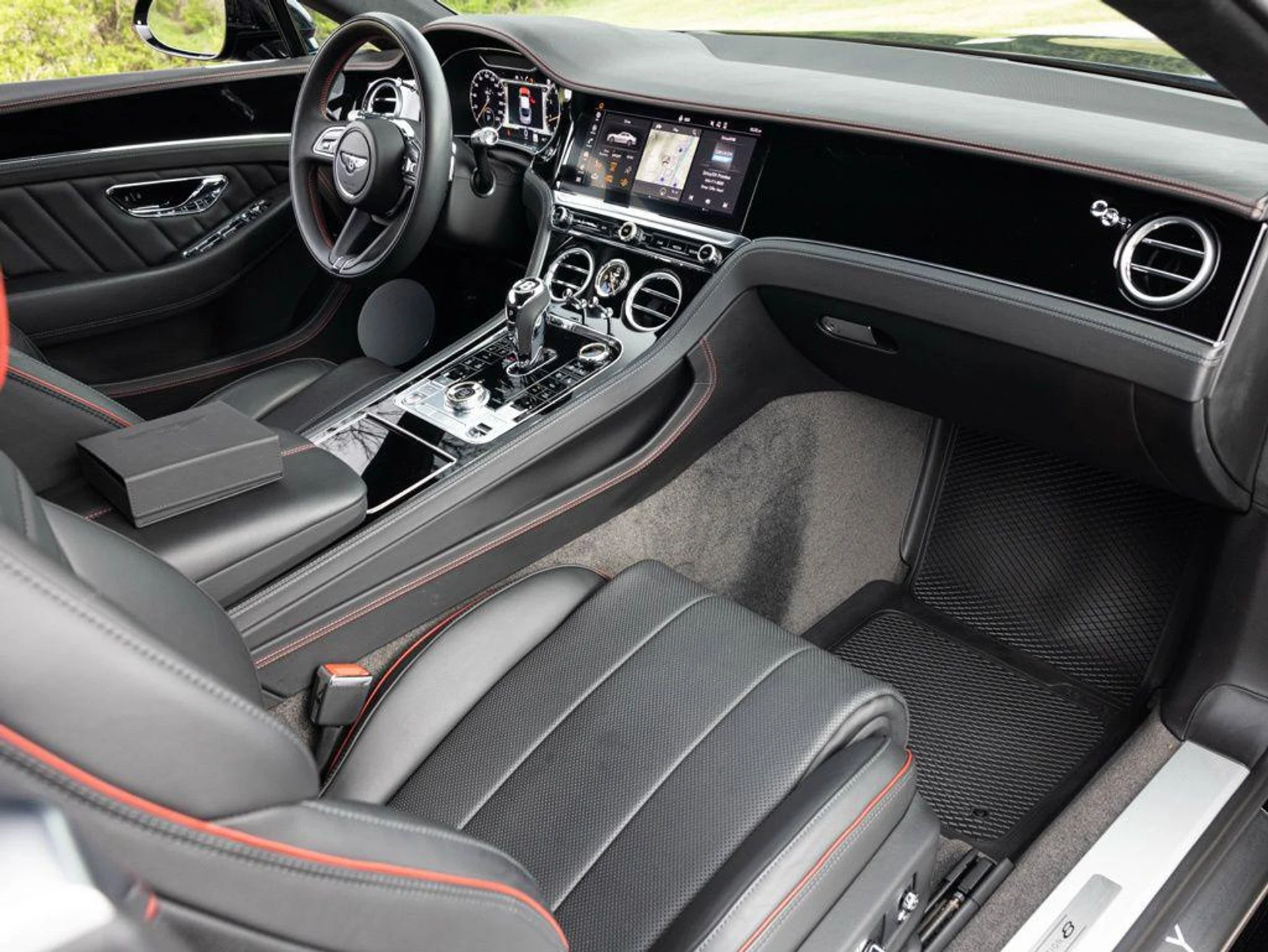 mph003_3375676909_502891109_69c2b0790101ed4b1a208258_a0498d178c