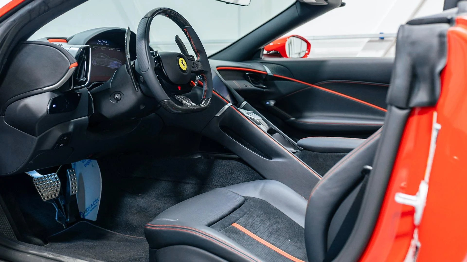 mph003_3389238282_Used_2026_Ferrari_Roma_Spider_1786279473_993e6afe5d