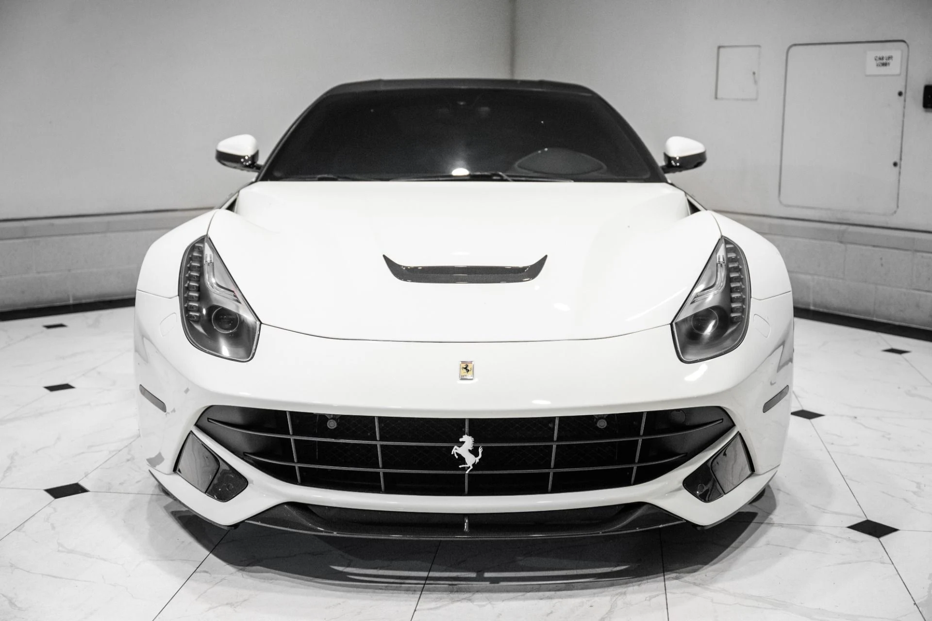 mph003_3401745556_Used_2017_Ferrari_F12berlinetta_1784393141_7c8f844bd4