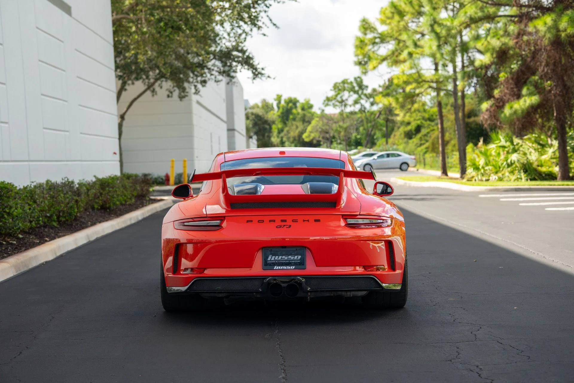 mph003_3407646816_Used_2018_Porsche_911_GT_3_1758911261_62f7d46451
