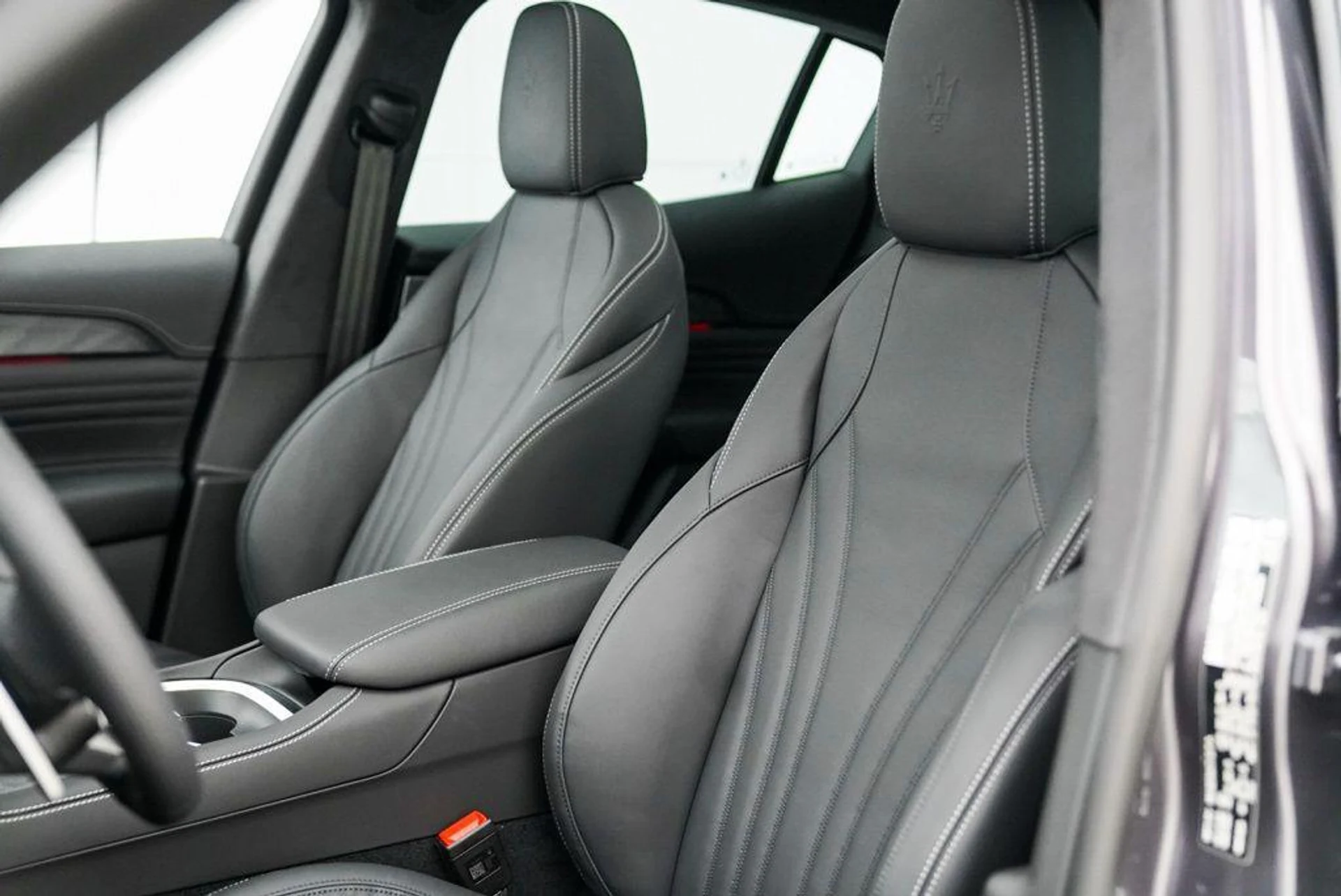 mph003_3414561513_h_H3jg3w_Hvga_Qt_R5_Dhi_MFS_8_Z6_BQQ_e4686aba84