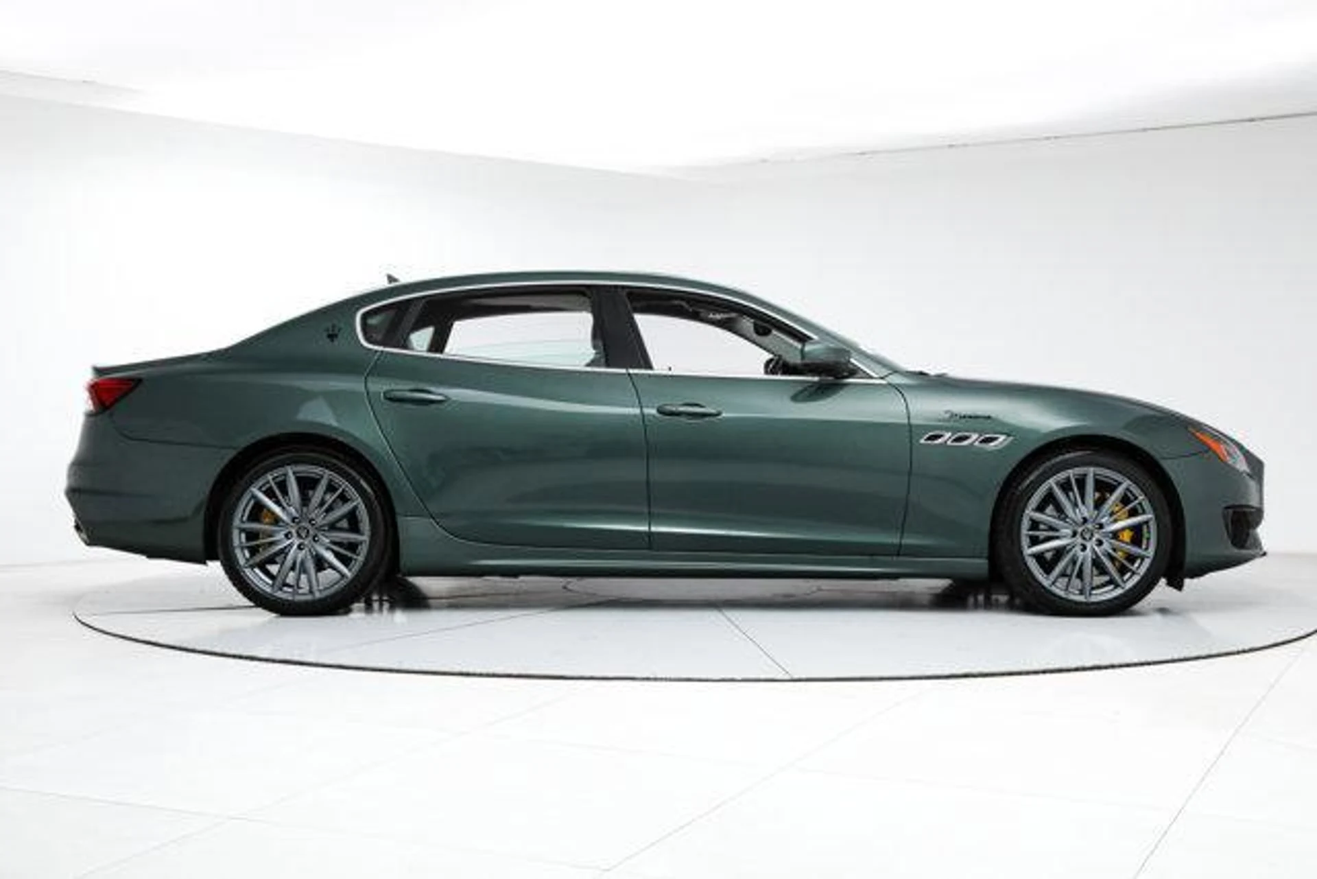 mph003_341489089_0o5_DN_6jt_K_Ba0bv_Rd_QFEYY_4xlok_E_185e7b0103