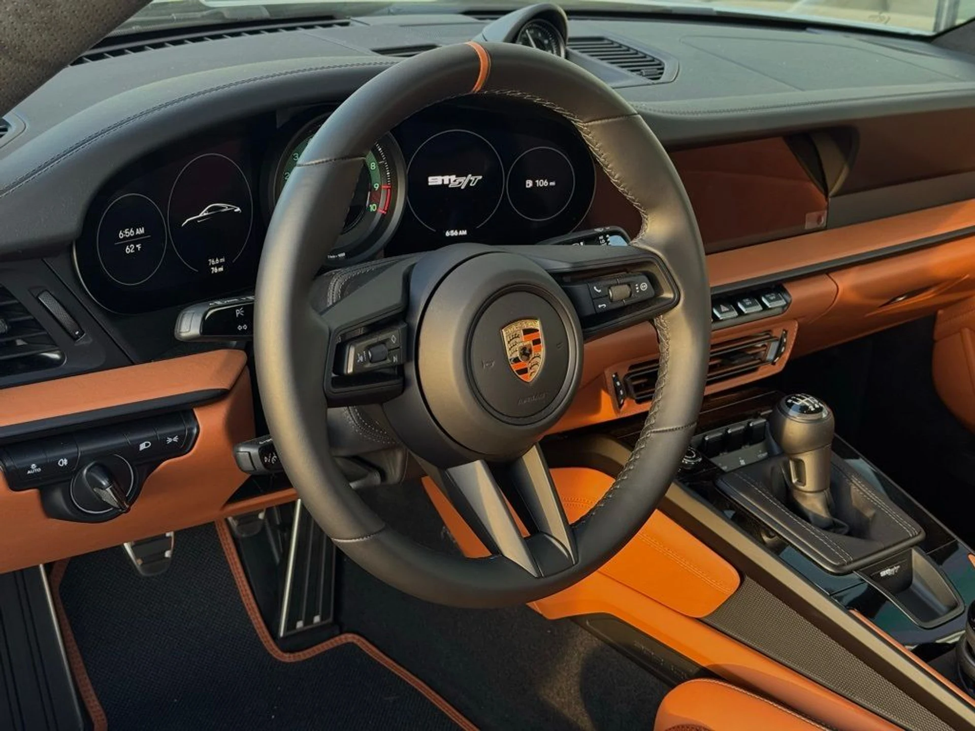 mph003_3417745174_cb46a92fe3b308171961388ff20200d7_24635cd53d