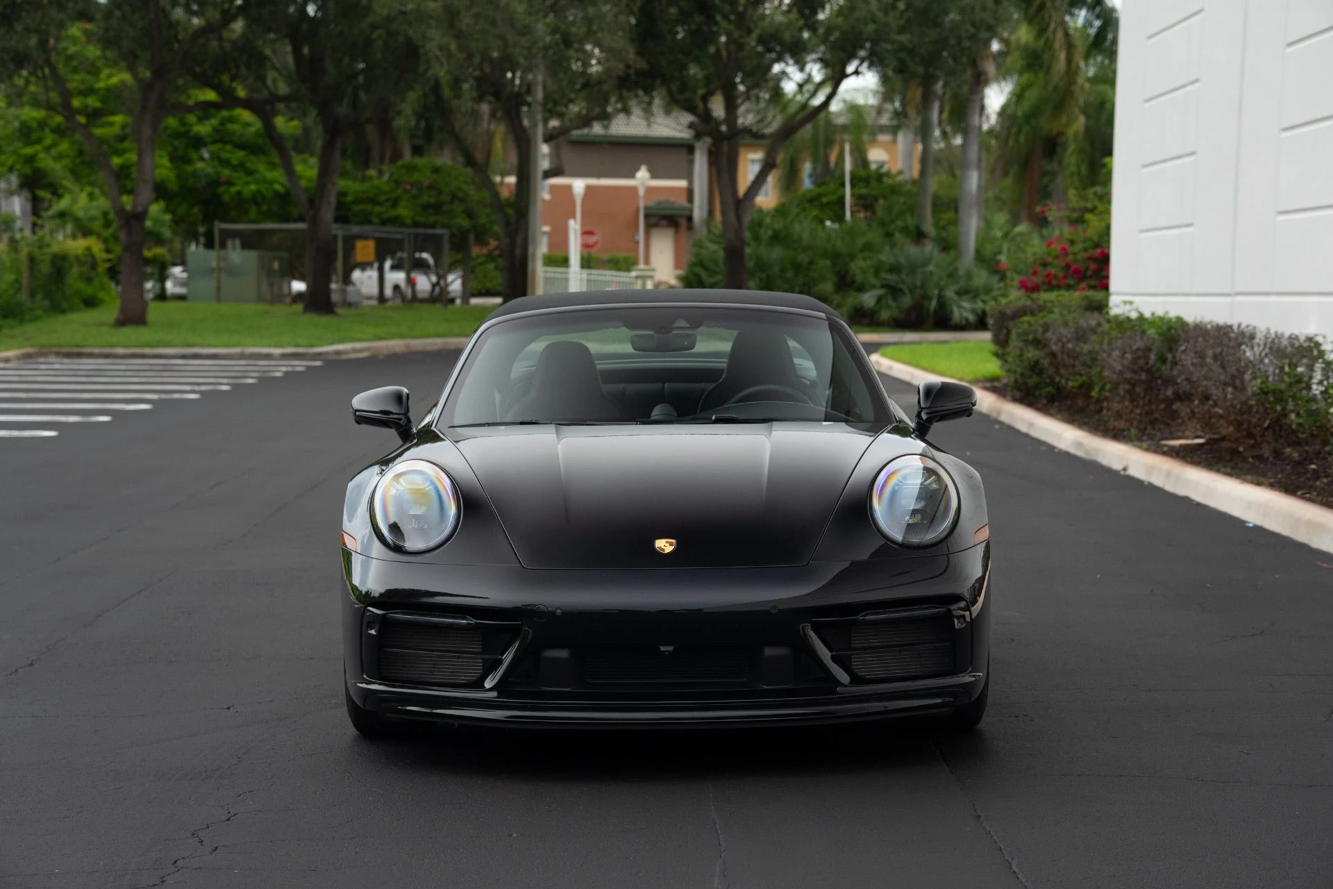 mph003_342093348_Used_2024_Porsche_911_Targa_4_GTS_1758664261_6d52c71169