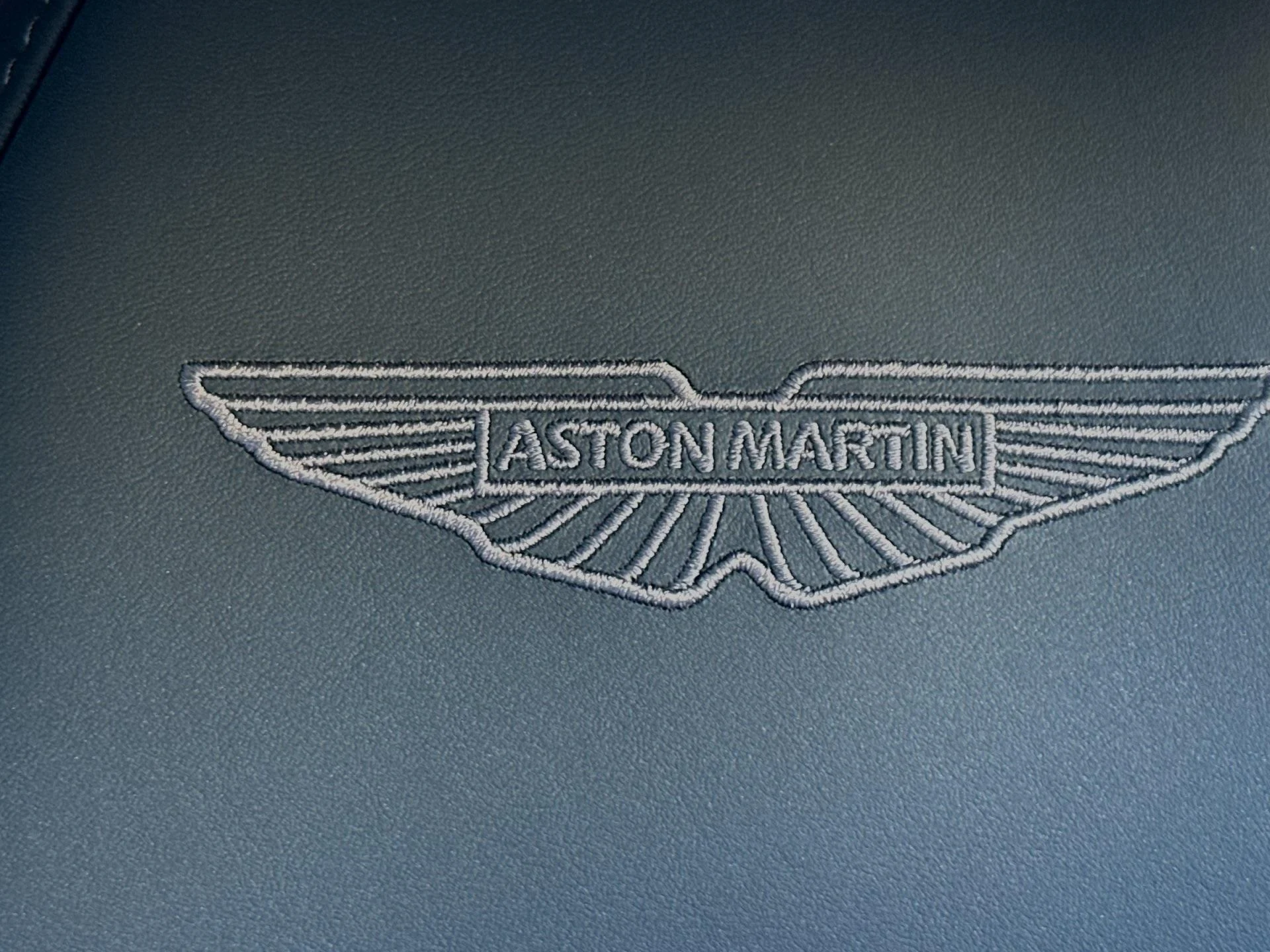 mph003_3432402918_New_2025_Aston_Martin_DB_12_1754728051_cafdbf2b5a