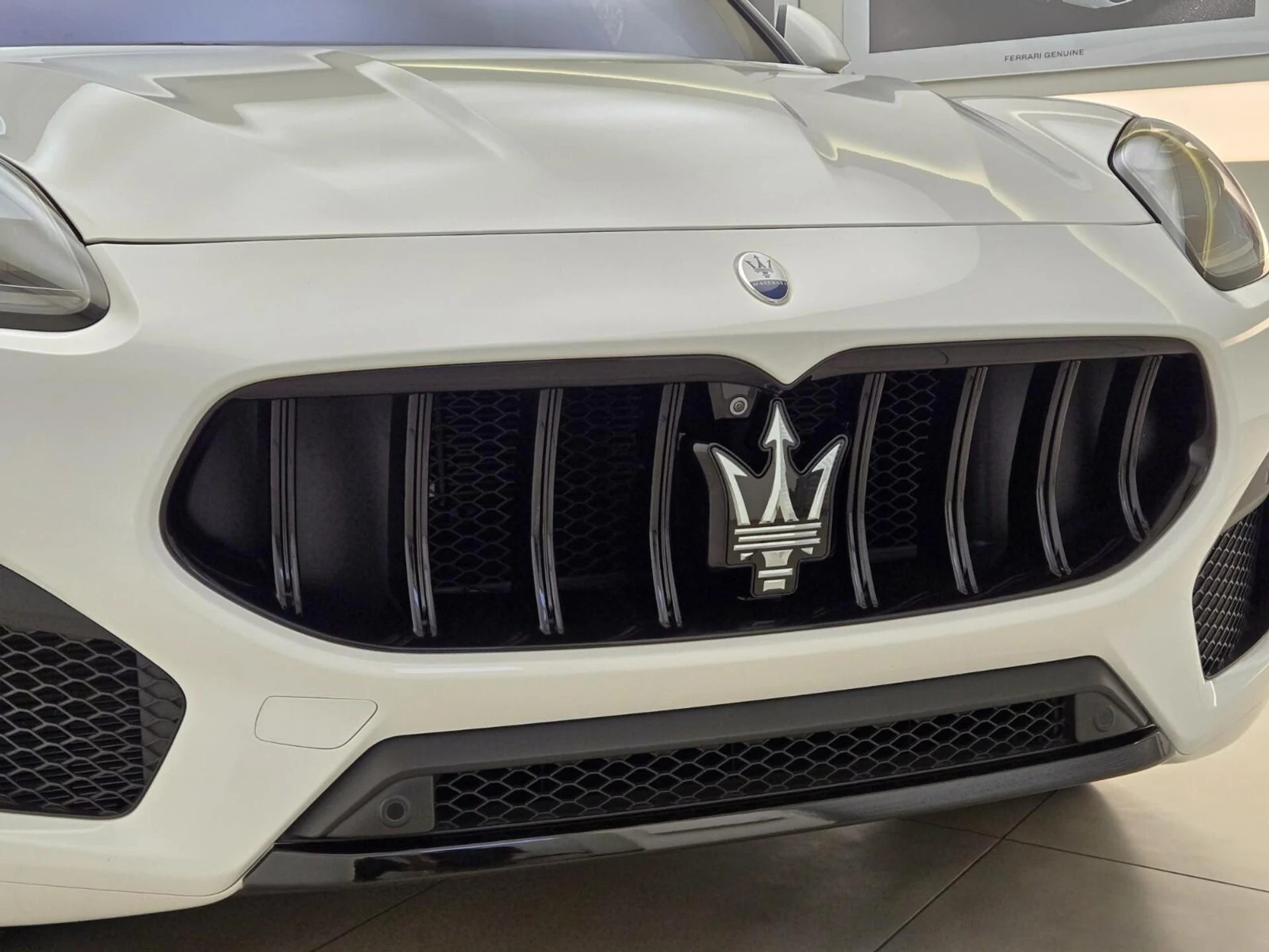 mph003_3436216336_Used_2025_Maserati_Grecale_Modena_1791091450_0862d0a400
