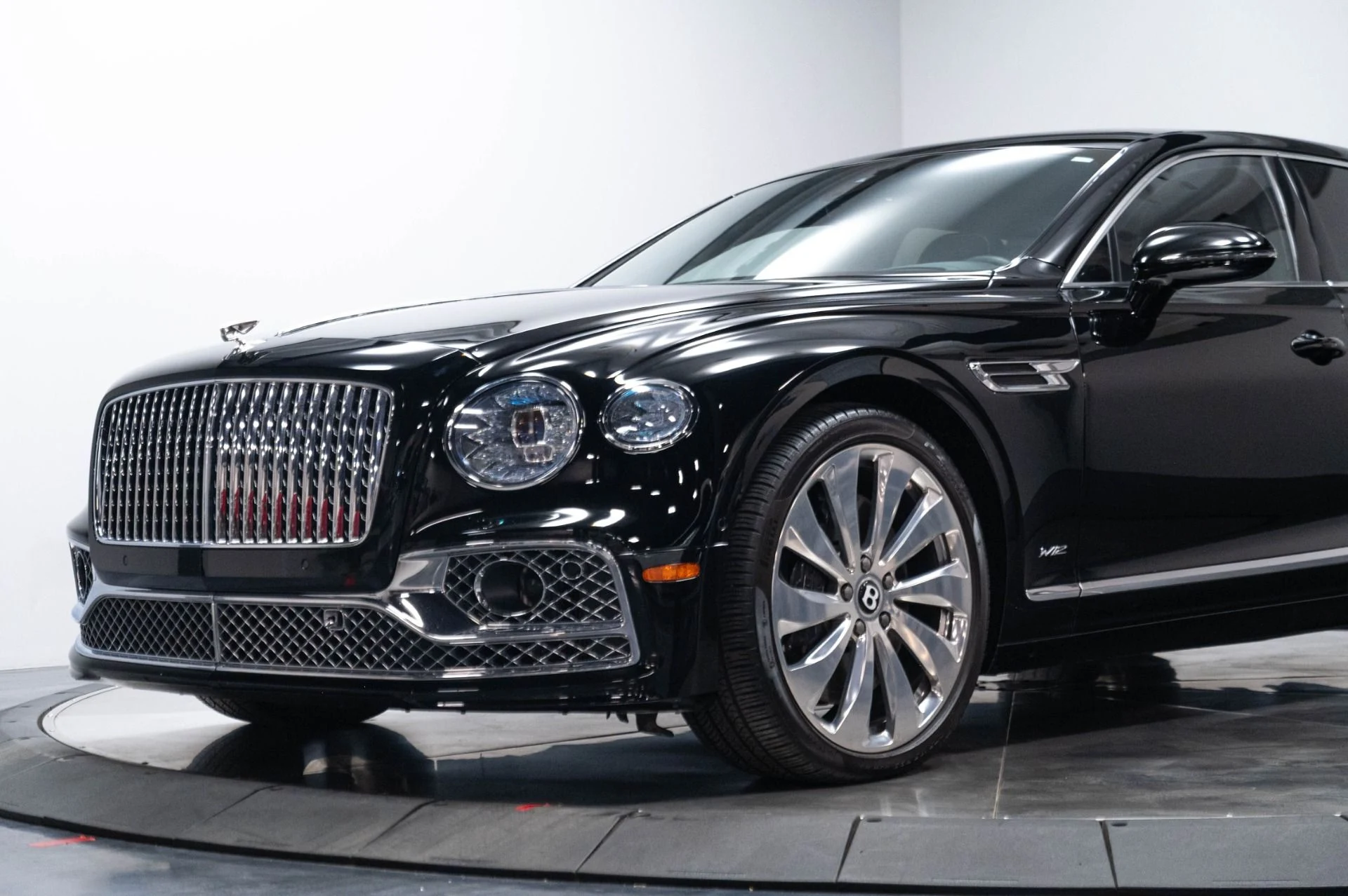 mph003_3437674954_Used_2020_Bentley_Flying_Spur_W12_1783372083_79817466e1