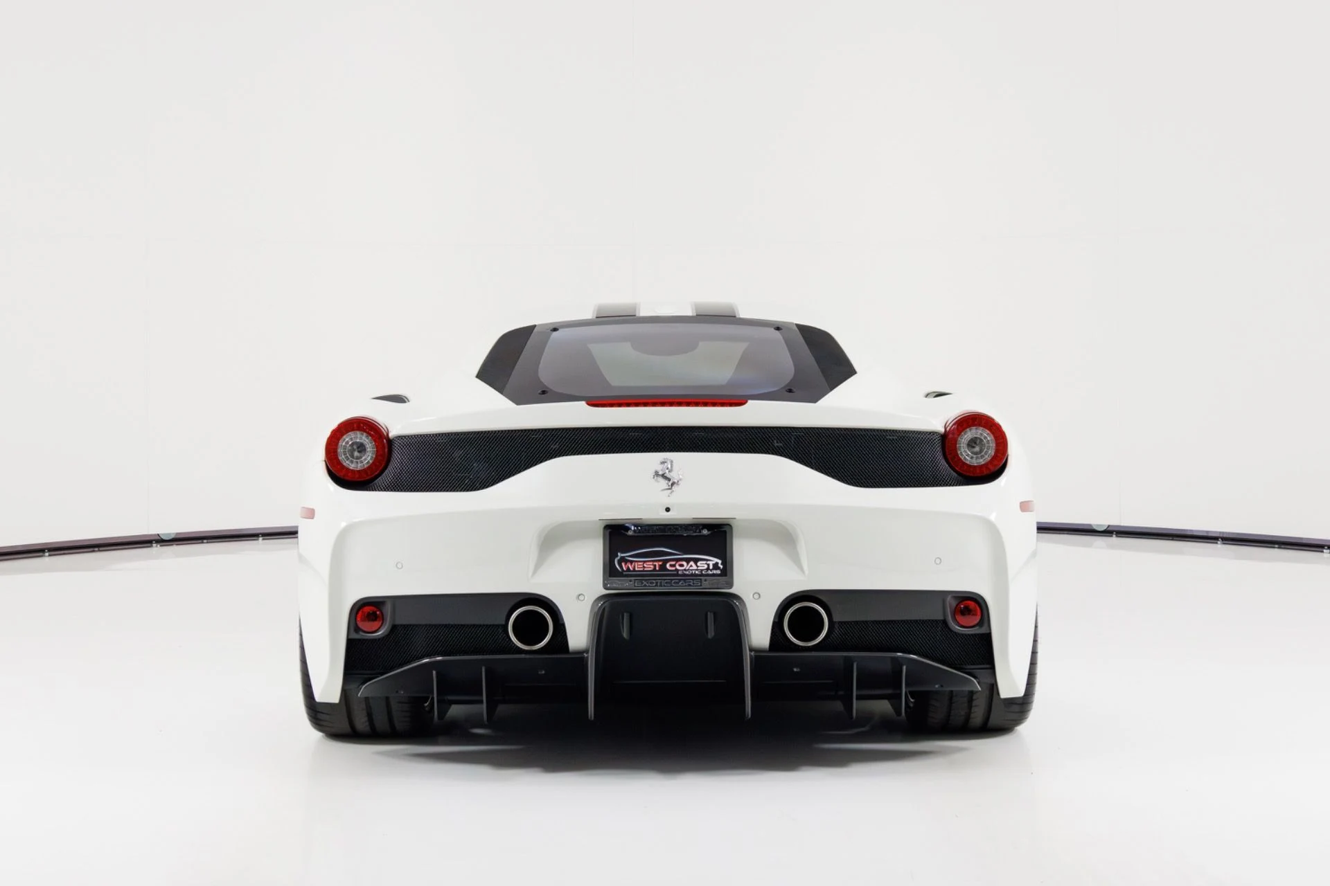 mph003_3443052967_Used_2014_Ferrari_458_Italia_Speciale_1773085137_59c12618b5