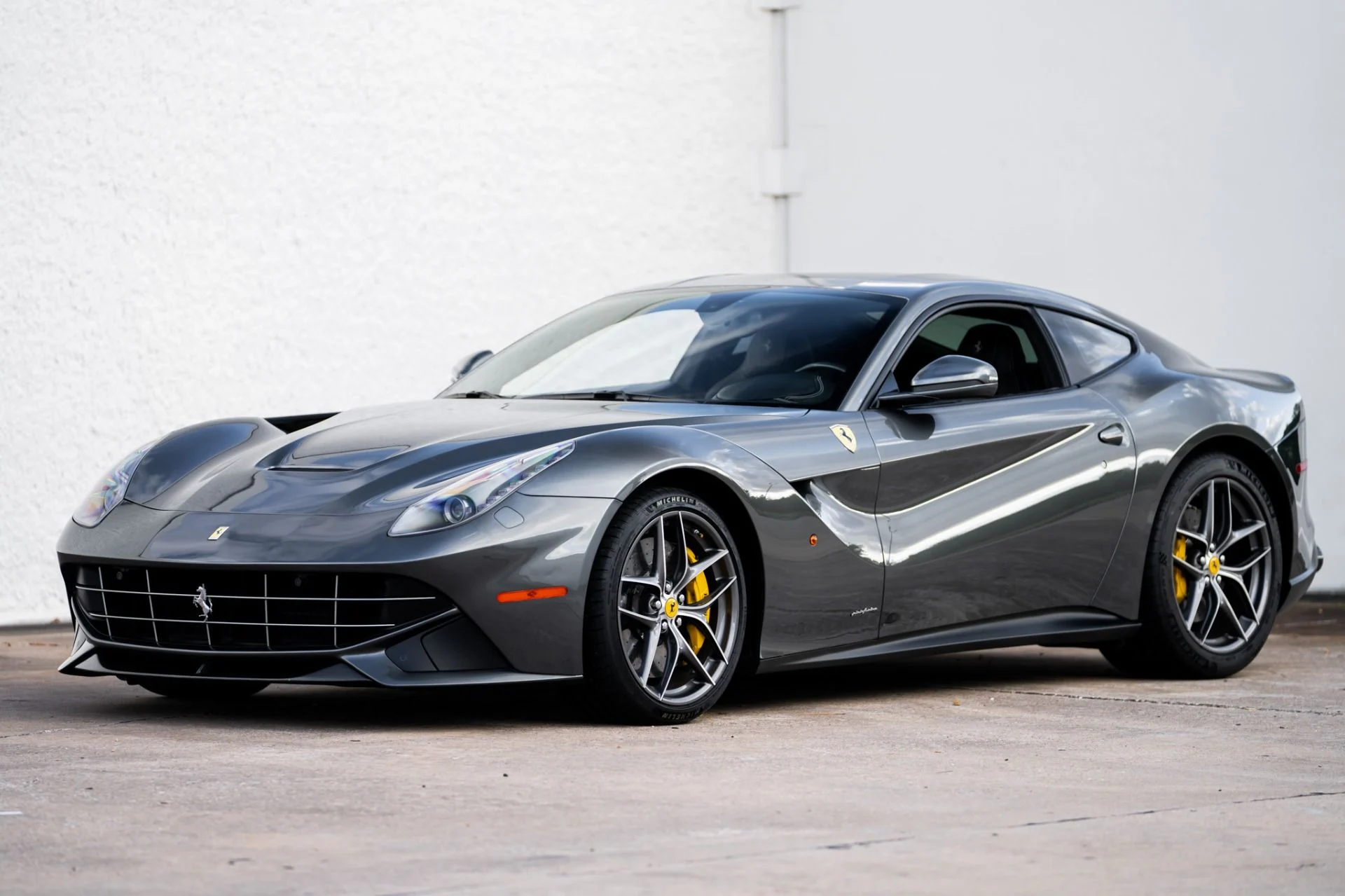 mph003_3447840982_Used_2015_Ferrari_F12berlinetta_1763421627_3b0407d18b