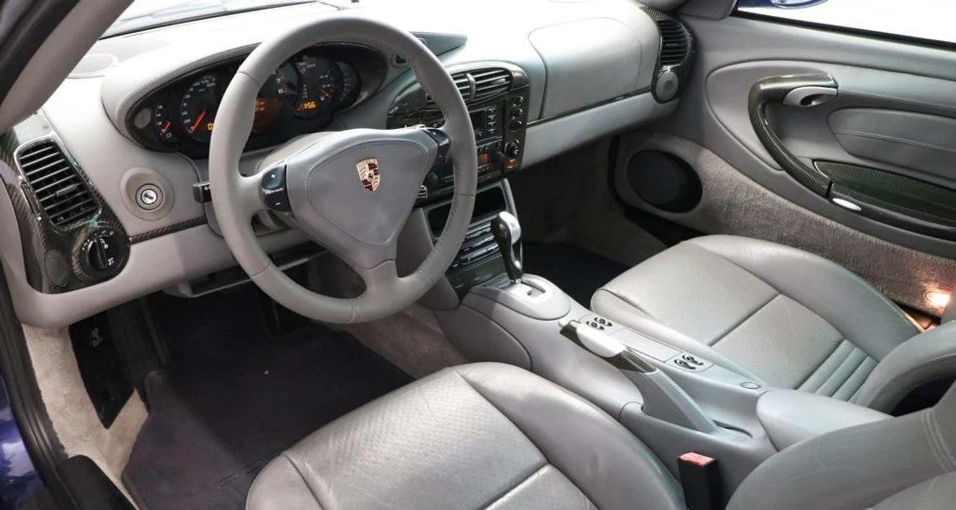 mph003_3457012193_z_B3l_Im_Tfur_EN_Yf_Sgea_Zt_B9_Z_UGE_4a65a6111a