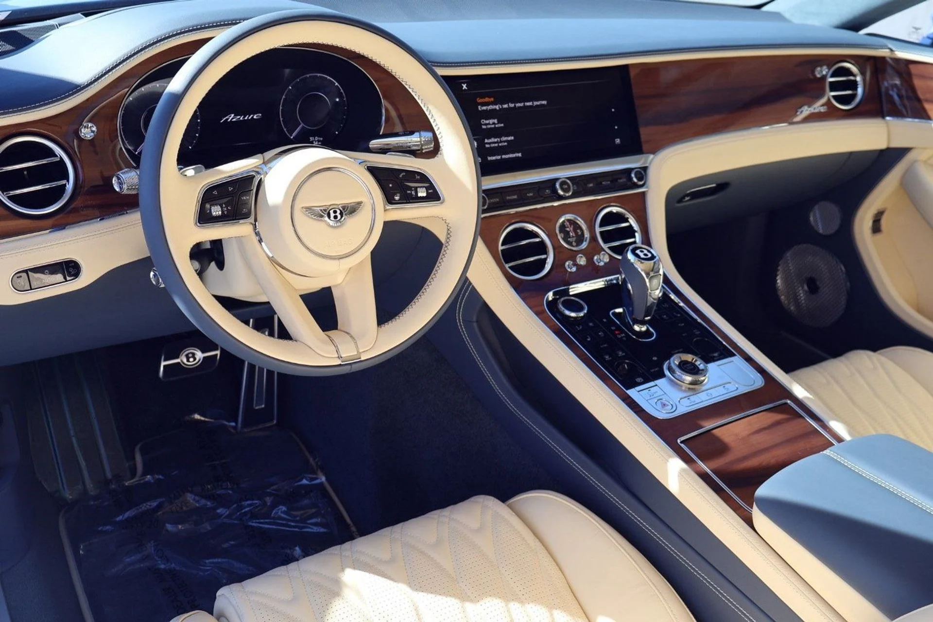 mph003_3458148035_66a7205d9c8cb60f2c04389605458a30x_e320d384f3