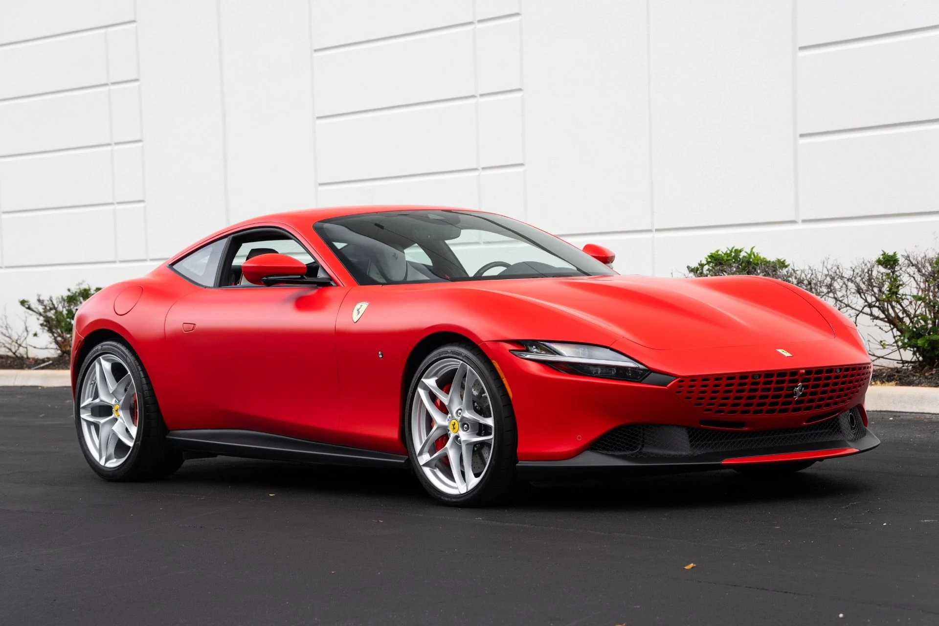 mph003_3459061776_Used_2023_Ferrari_Roma_1777005512_b83b9543d4