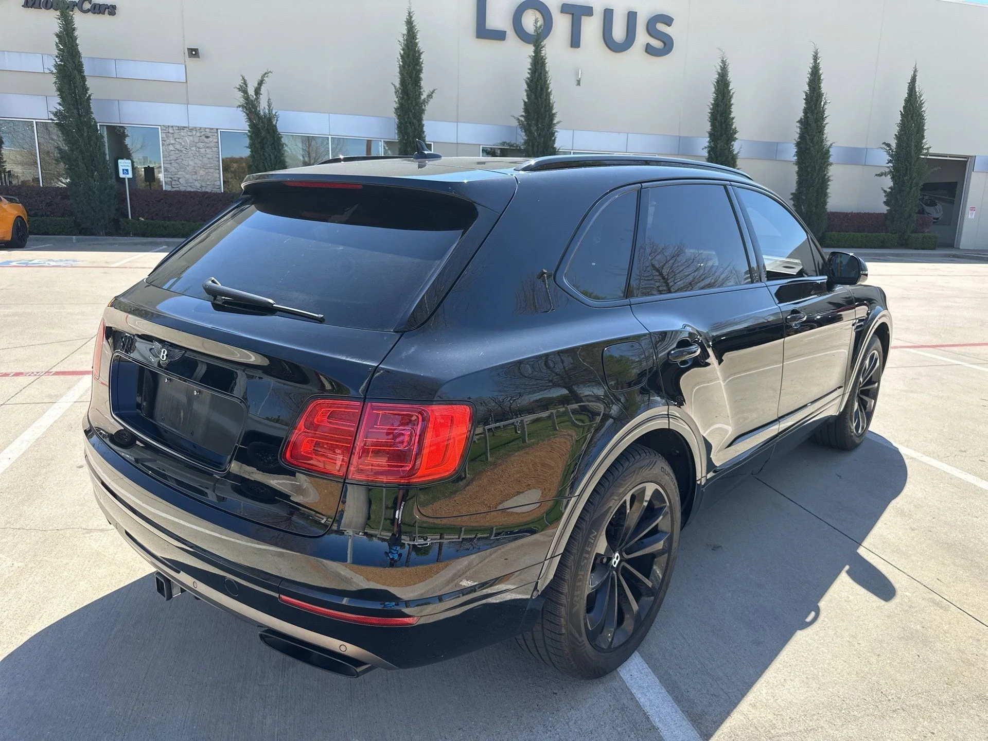 mph003_3464512890_47ebf7c3566b64970d41db578eb03669x_e27b564479