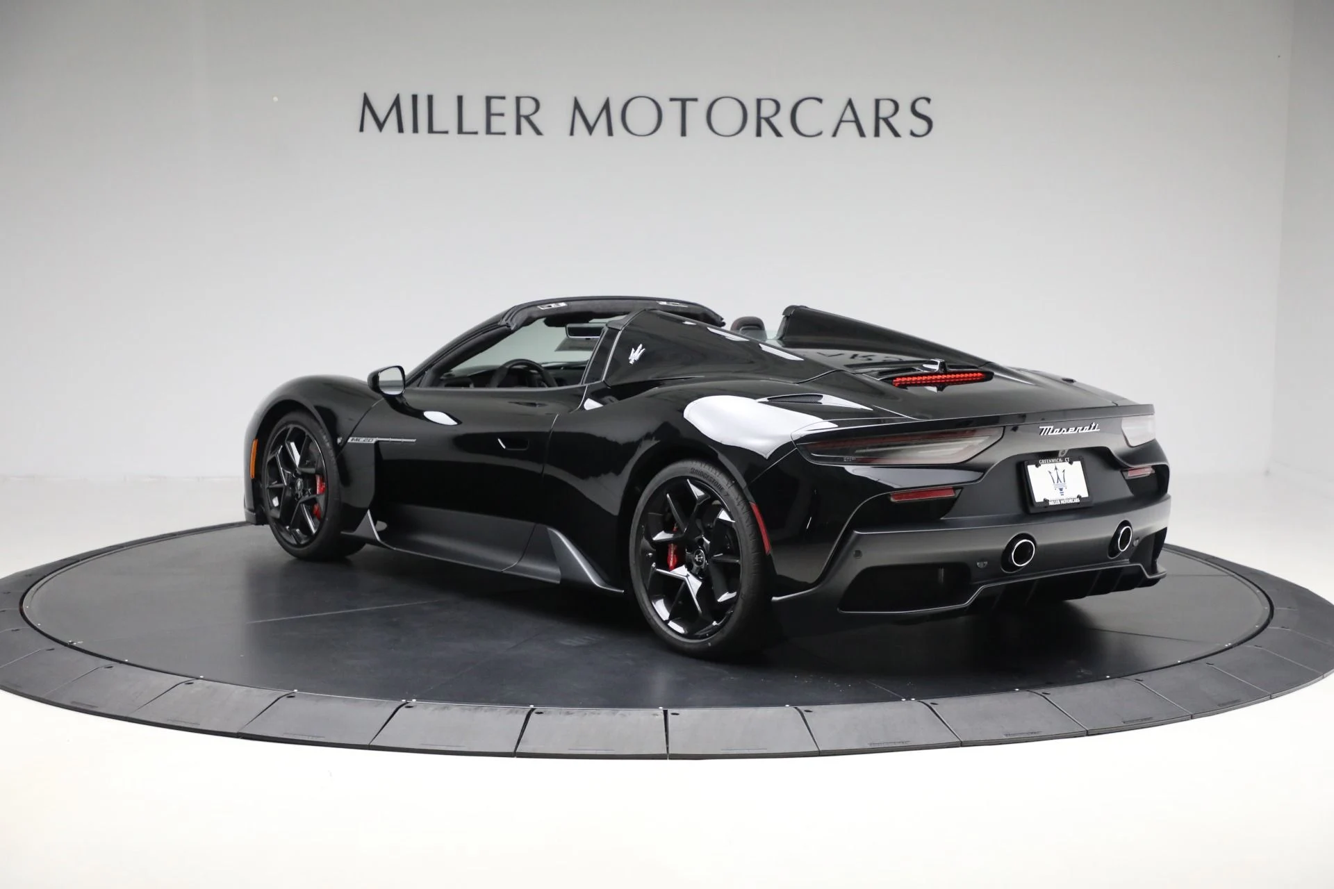 mph003_3468240664_New_2024_Maserati_MC_20_Cielo_1761319288_9fd702649f