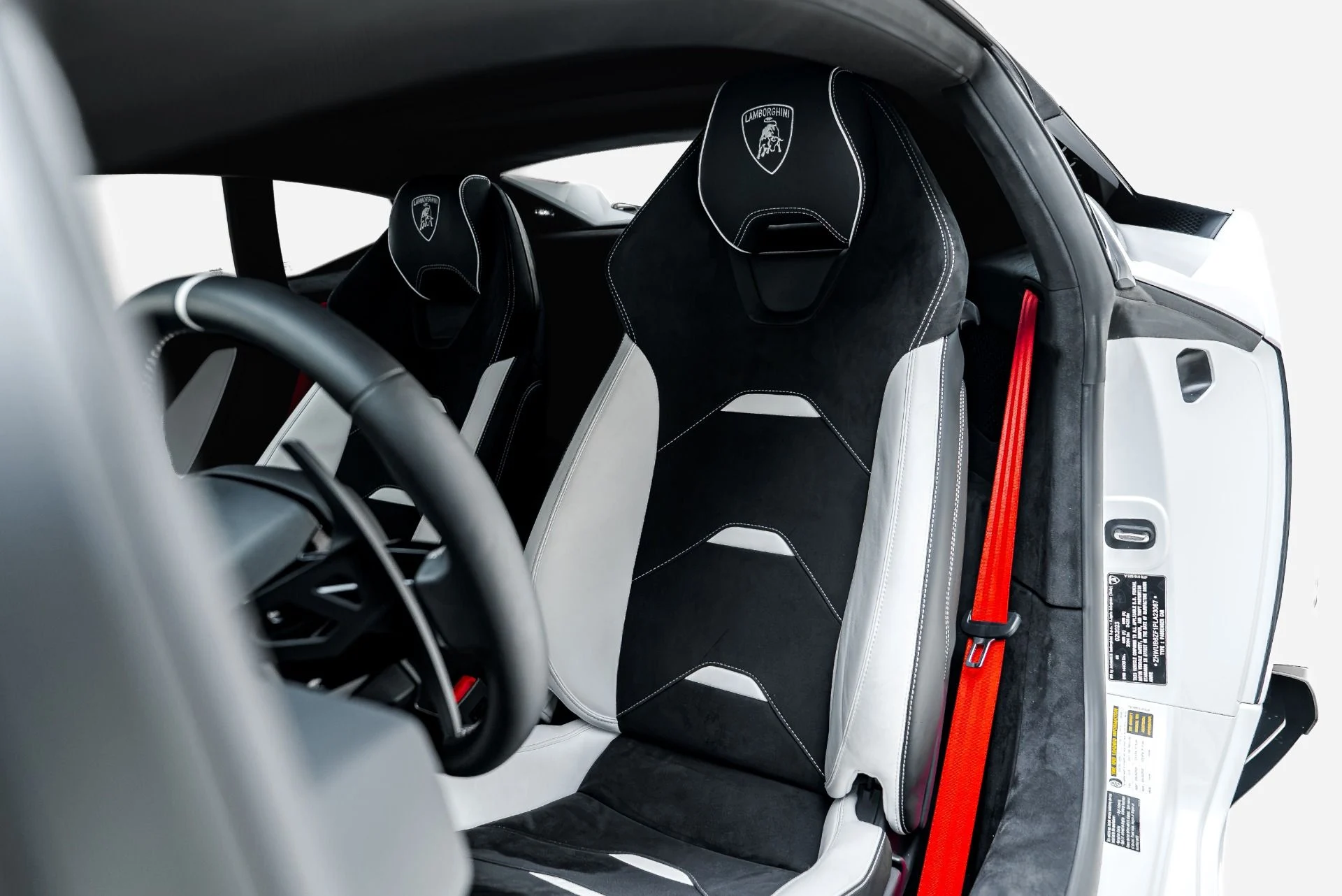 mph003_3470000304_Used_2023_Lamborghini_Huracan_Tecnica_1787597735_dfaf830467
