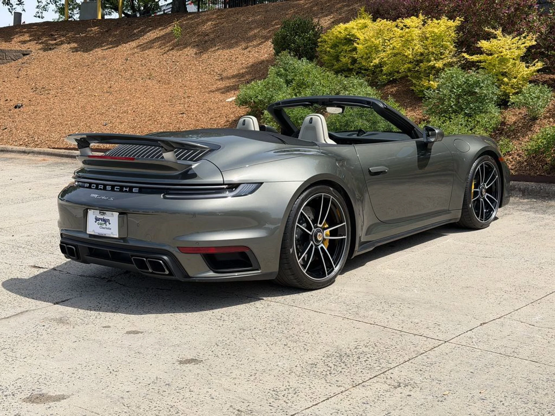 mph003_3473259126_bc6405fb05be480d963cff3bc4d222a8_070c7b7160