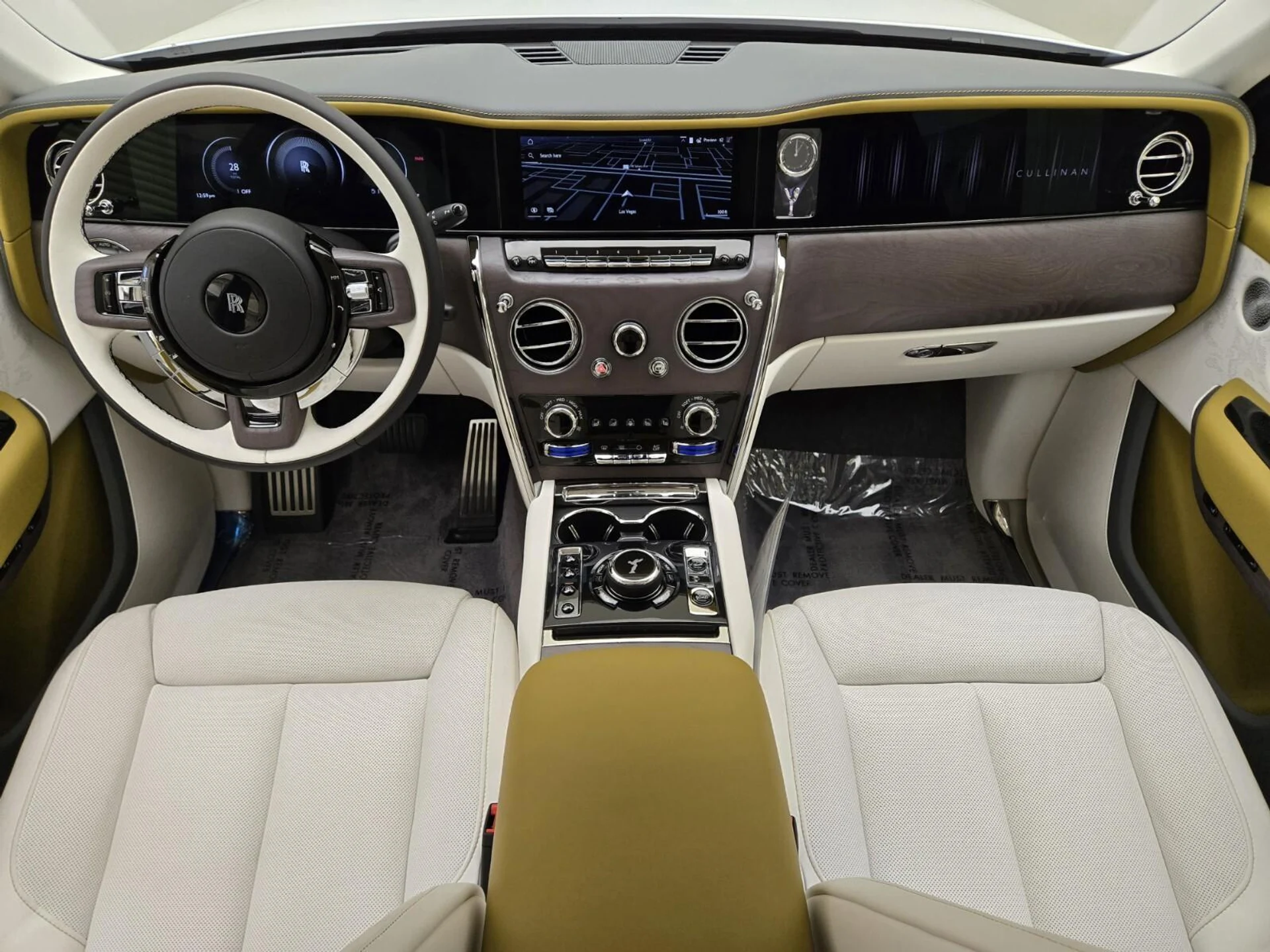 mph003_3481901001_New_2027_Rolls_Royce_Cullinan_1792818900_f2e1690c30