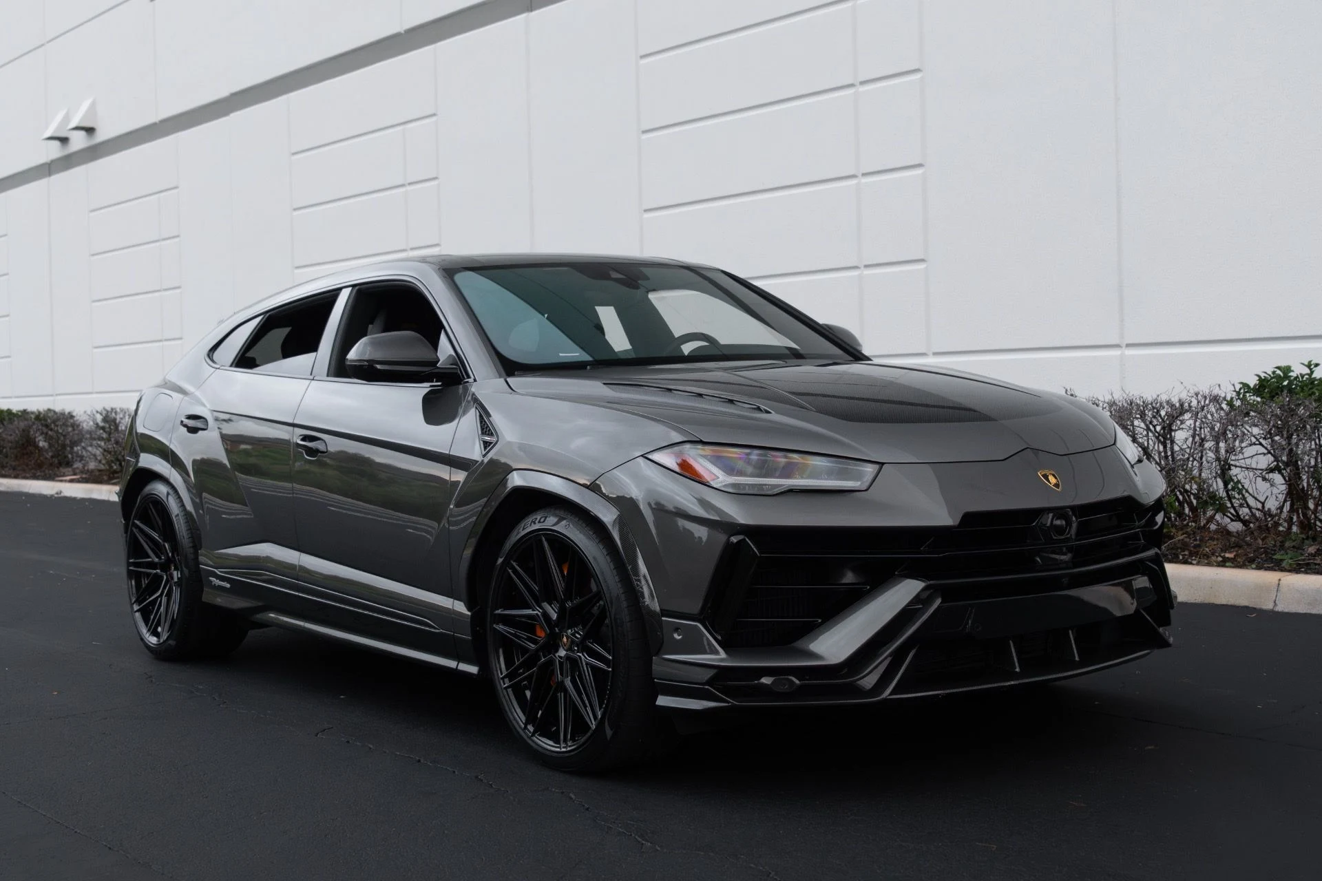 mph003_3485577812_Used_2023_Lamborghini_Urus_Performante_1764644913_e67f4640c2