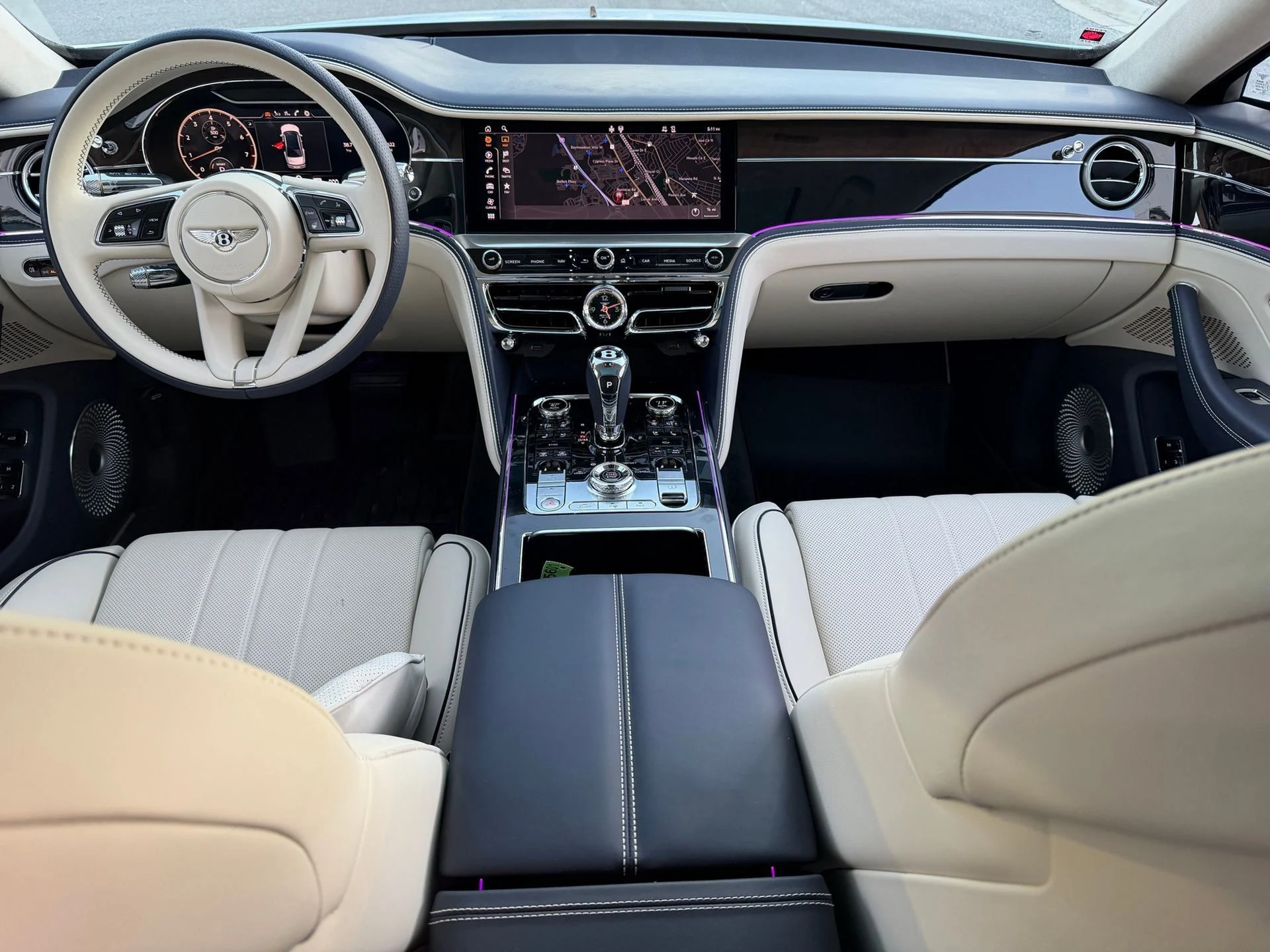 mph003_3491426469_6b9c2739f4834b85a39e282a22a71d67_0d2109e25c