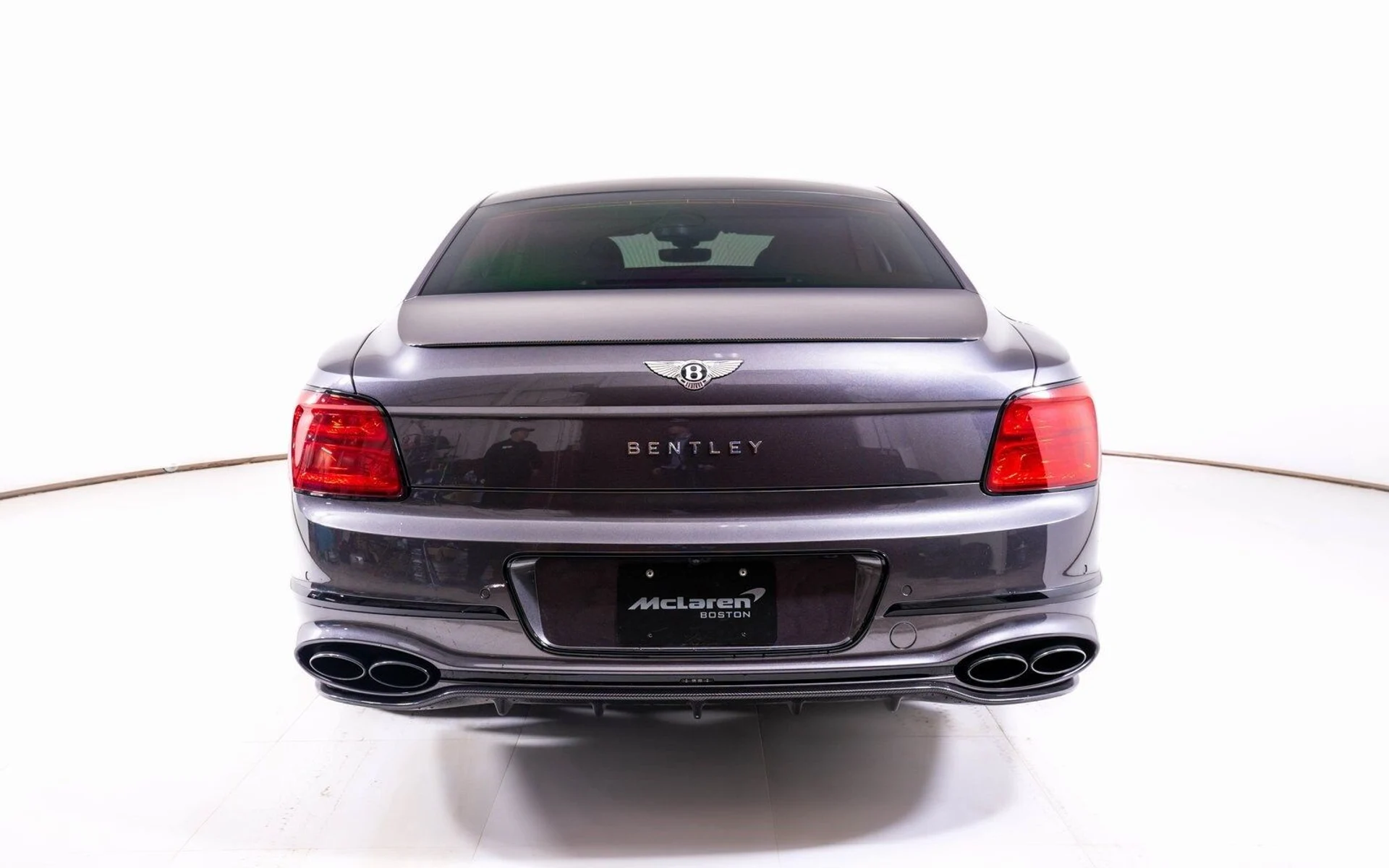 mph003_3491801828_053c08106b87c70a3fa7617524909e71x_106a2c5017