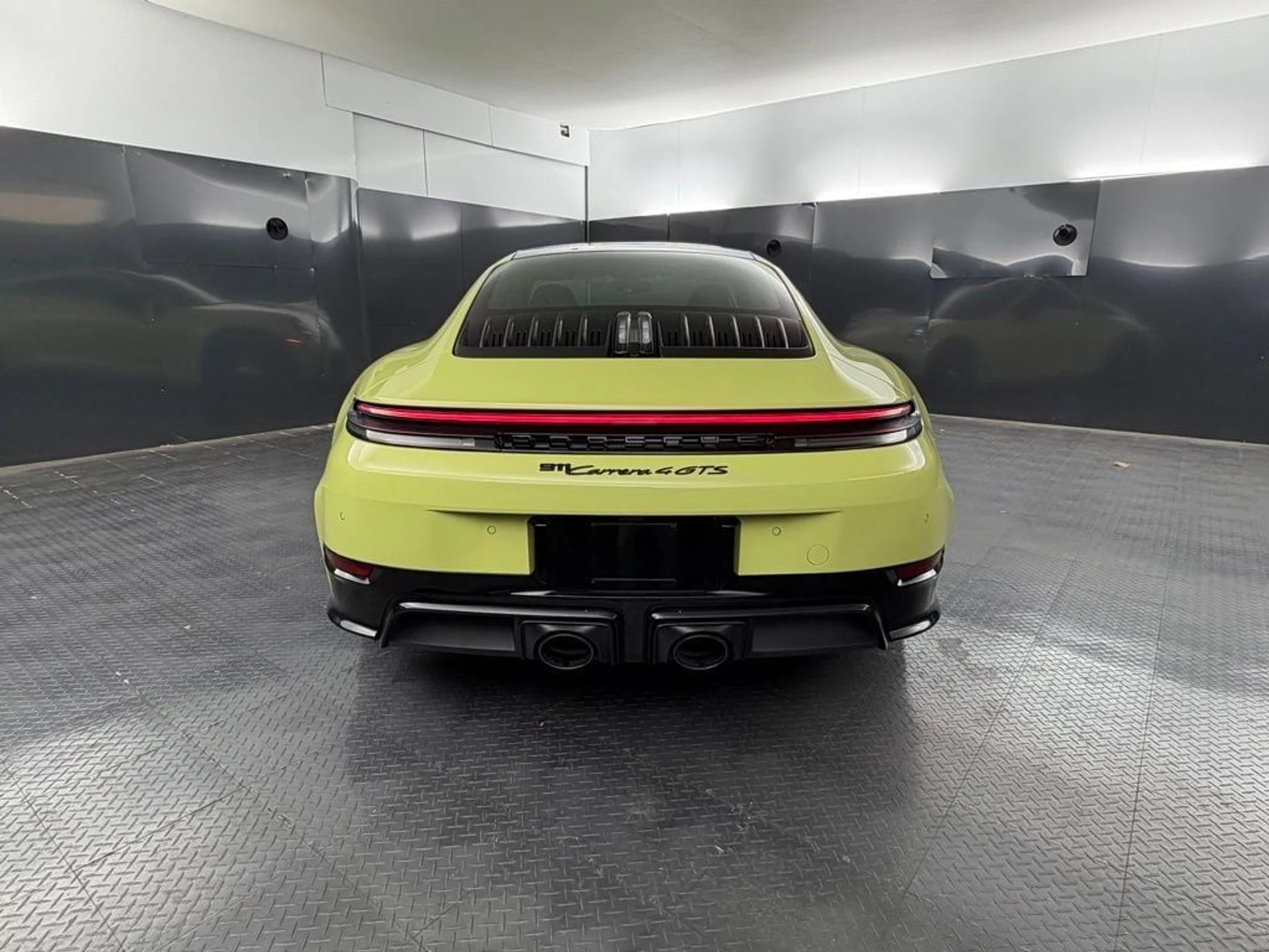 mph003_349276866_dad9a04cf8992c7d72f12d1ca2640609x_cf22b6ace3