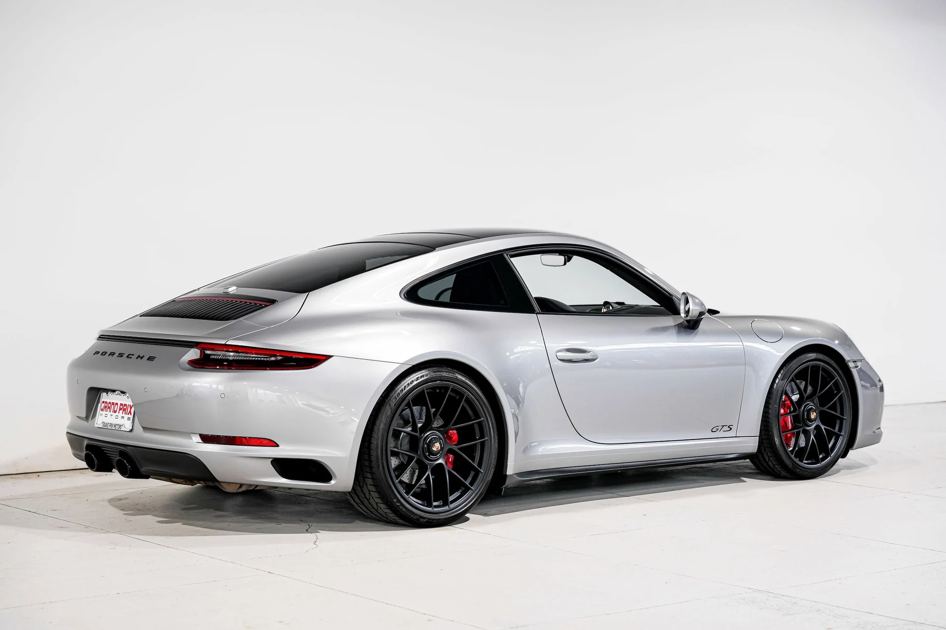 mph003_3496966579_bdb3d634e269f75bc0c88bb5c7a000fdx_ce86e20b6c