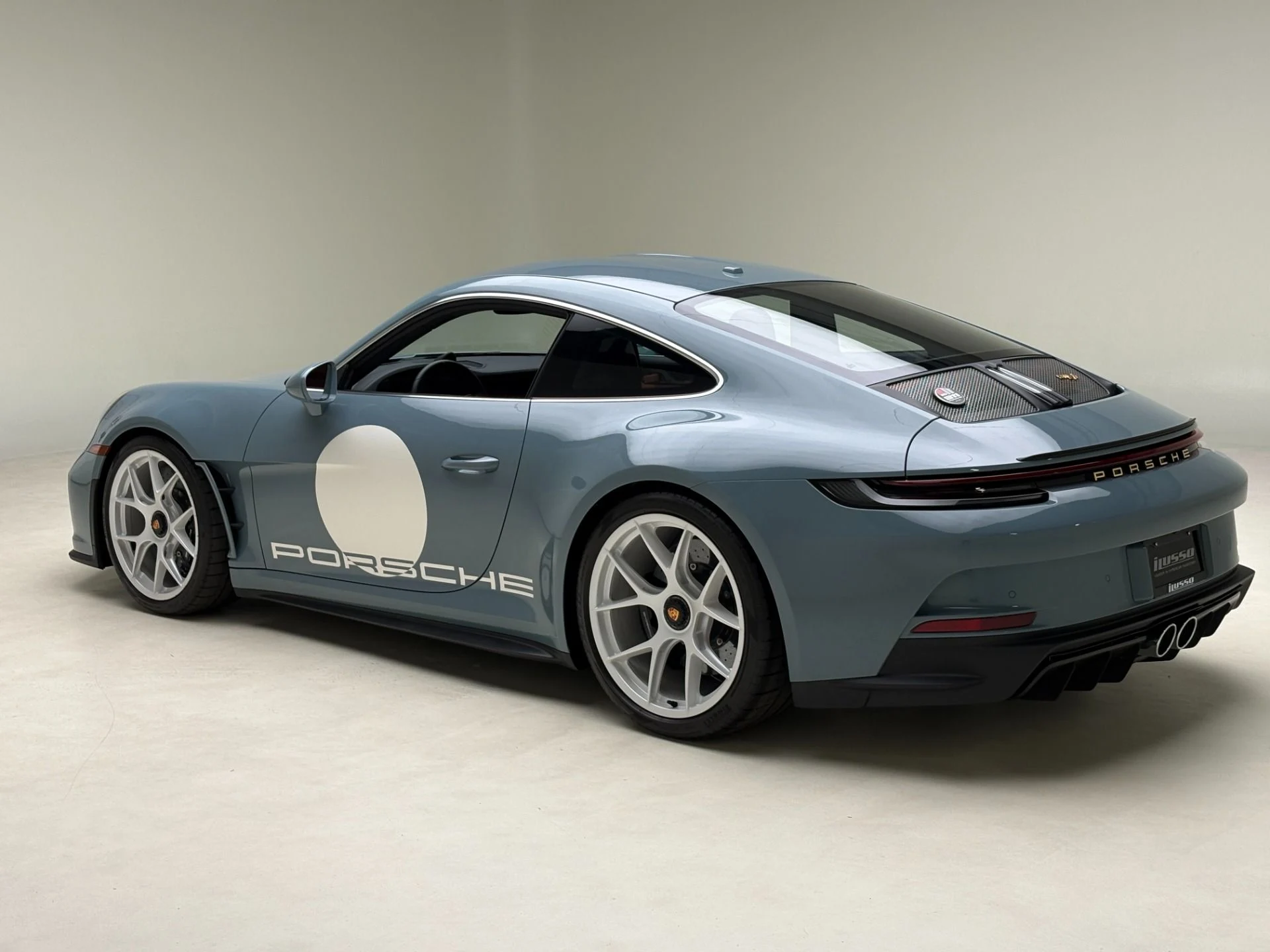 mph003_3513980318_Used_2024_Porsche_911_ST_1777656941_f74e8ffc03