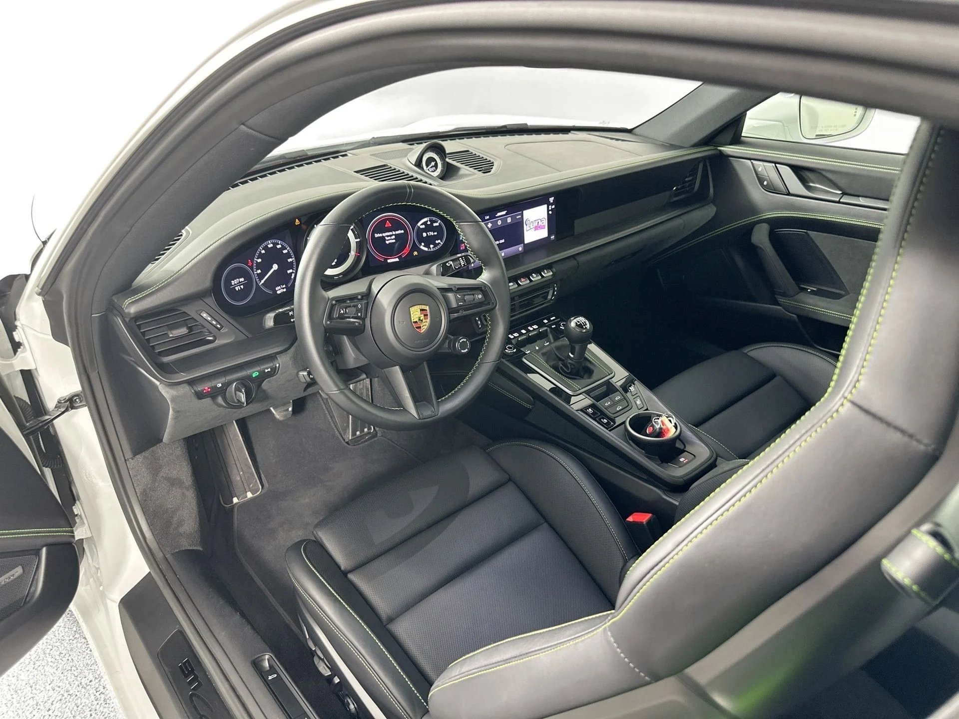 mph003_3525635788_ba2b790f1e6b6b45575f7496008645a6_43766c067c