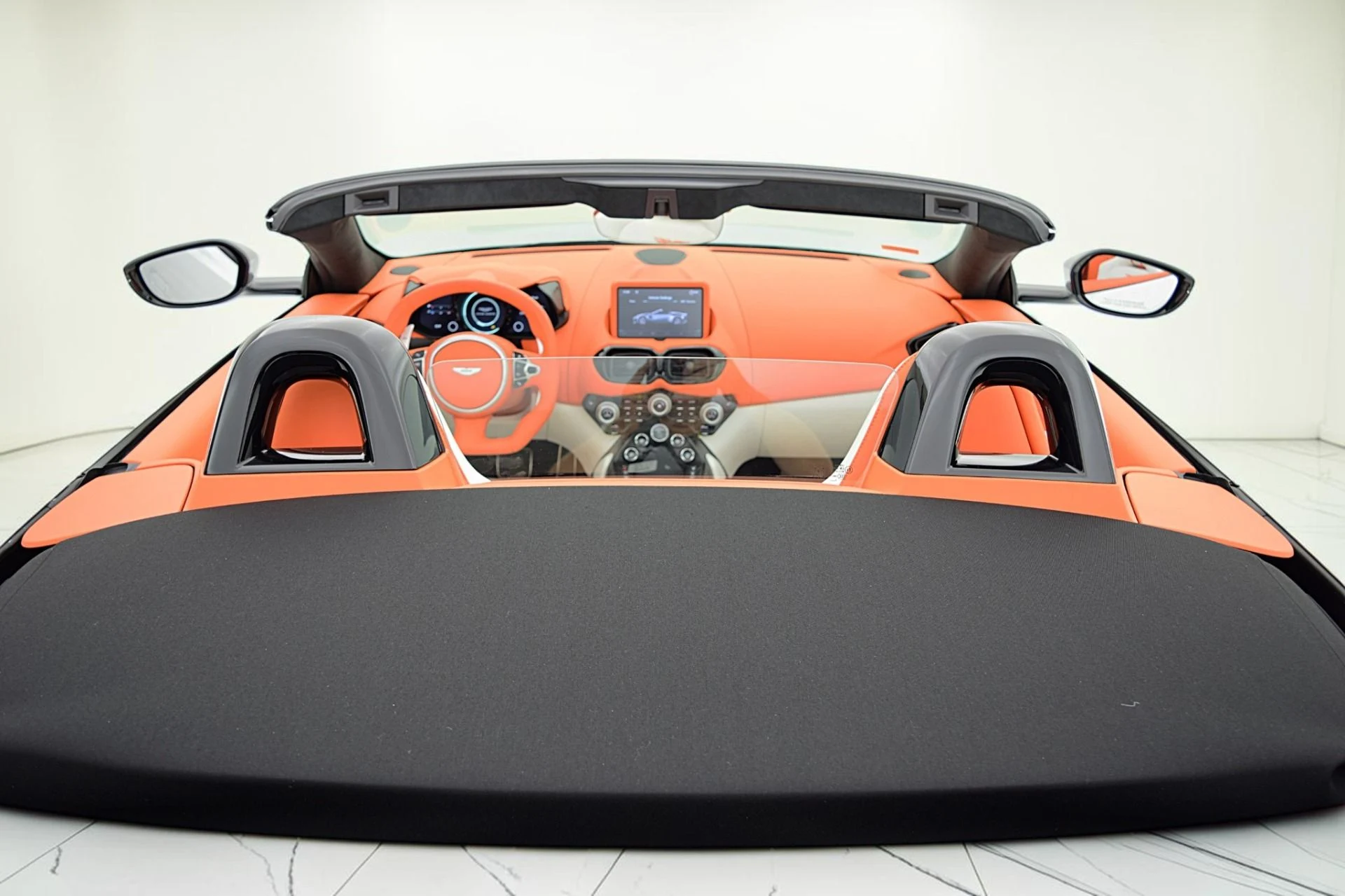 mph003_3534556887_Used_2023_Aston_Martin_Vantage_Roadster_f439797851