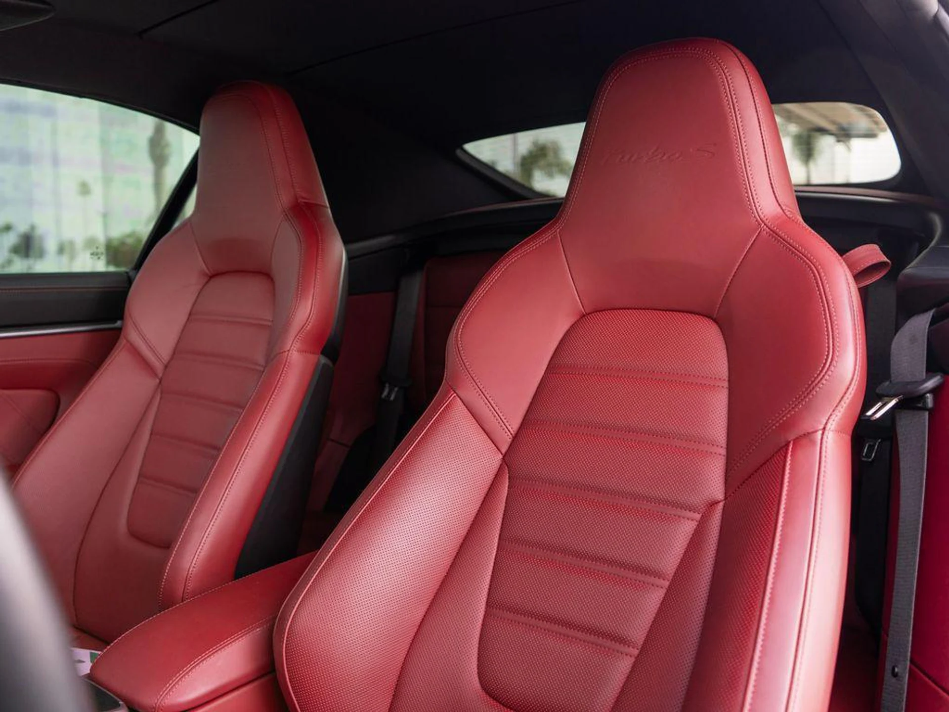 mph003_3542288298_kp_Lt_R_Hom_rg_Jy_Zp21_OOR_Hgeu_W9_M_2cb71c9dd4