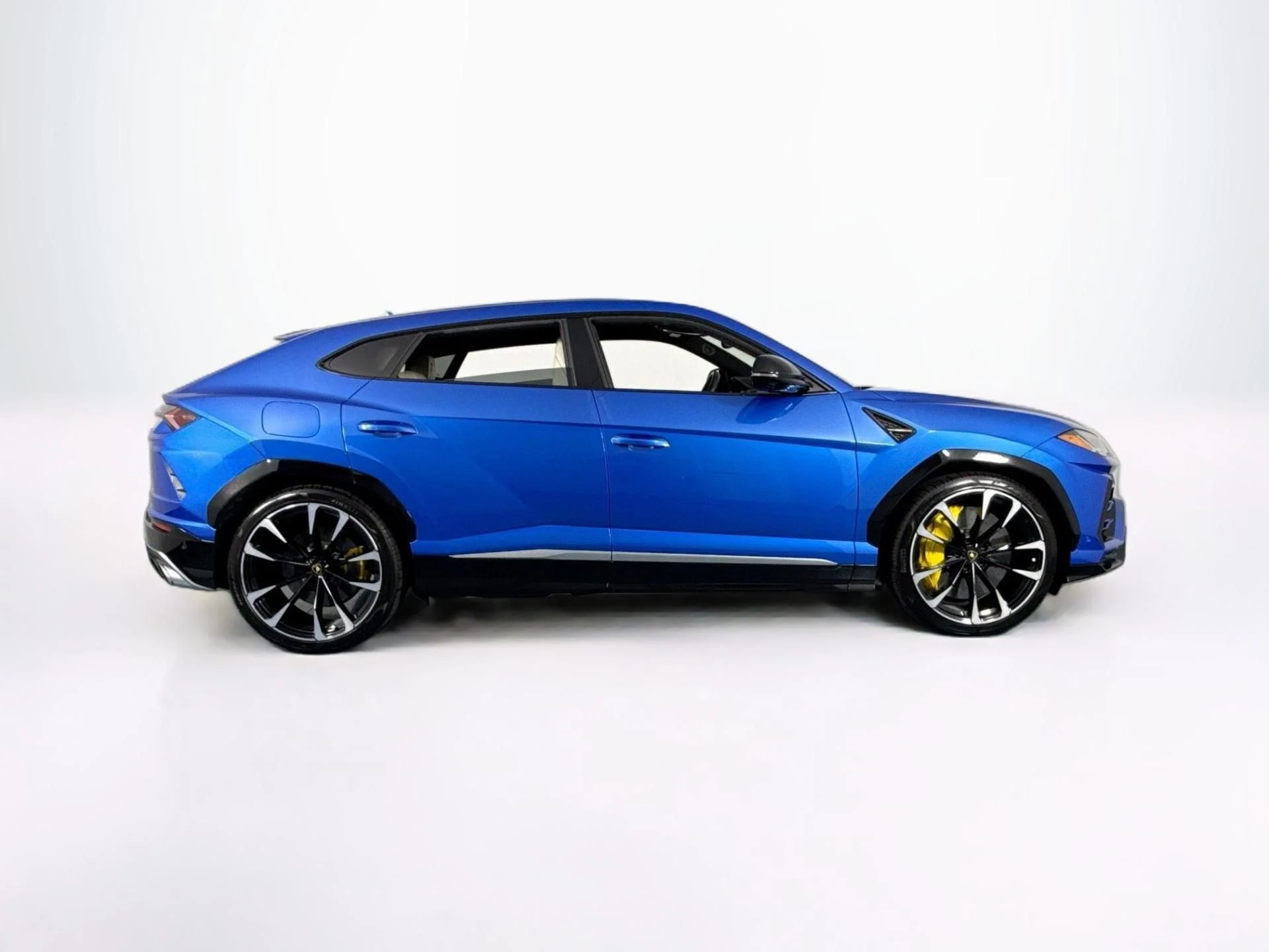 mph003_3575291384_Used_2021_Lamborghini_Urus_1783027553_cc5f9f850c