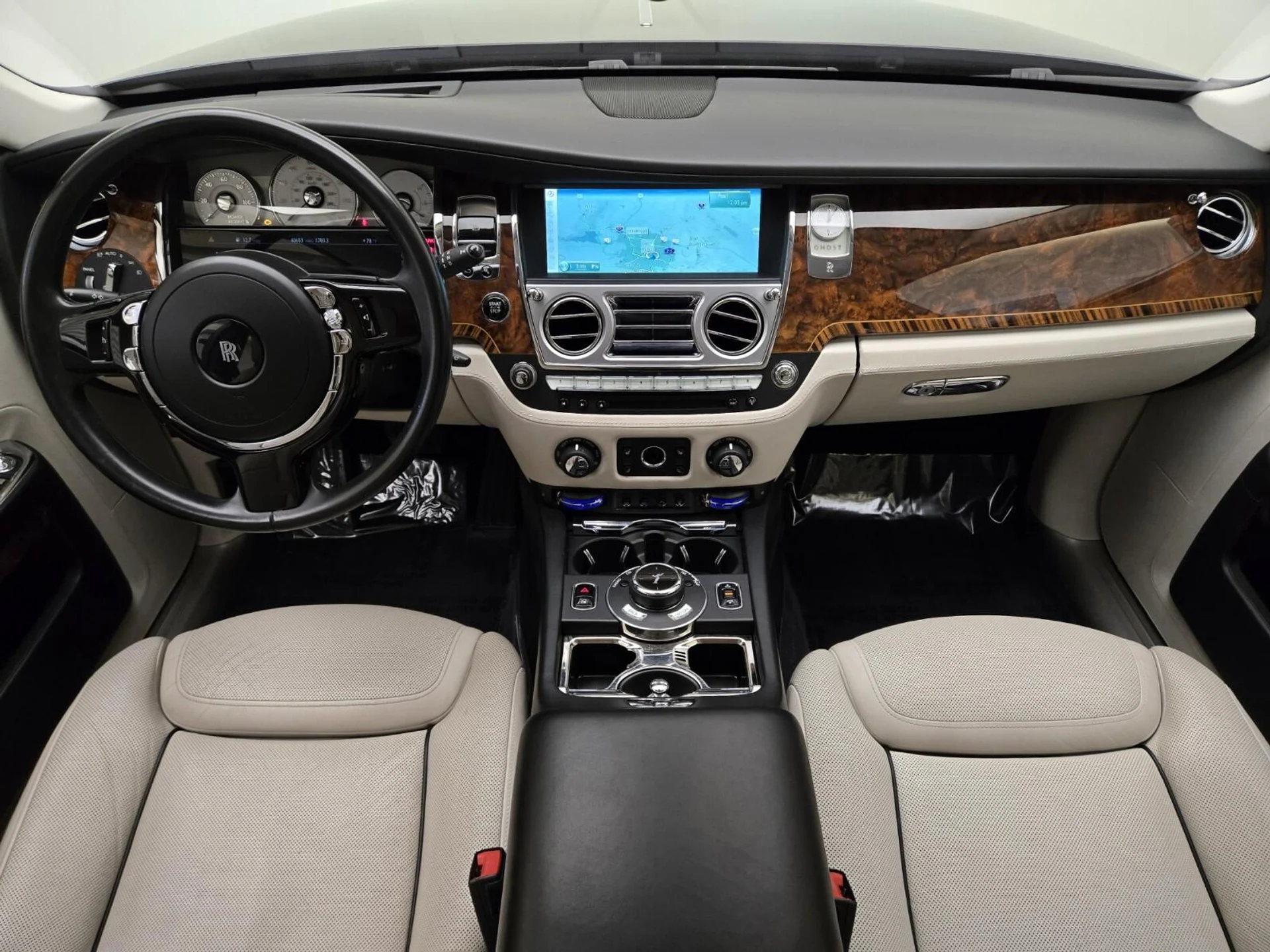 mph003_3578837152_Used_2017_Rolls_Royce_Ghost_1773381576_a3ba06ddf8