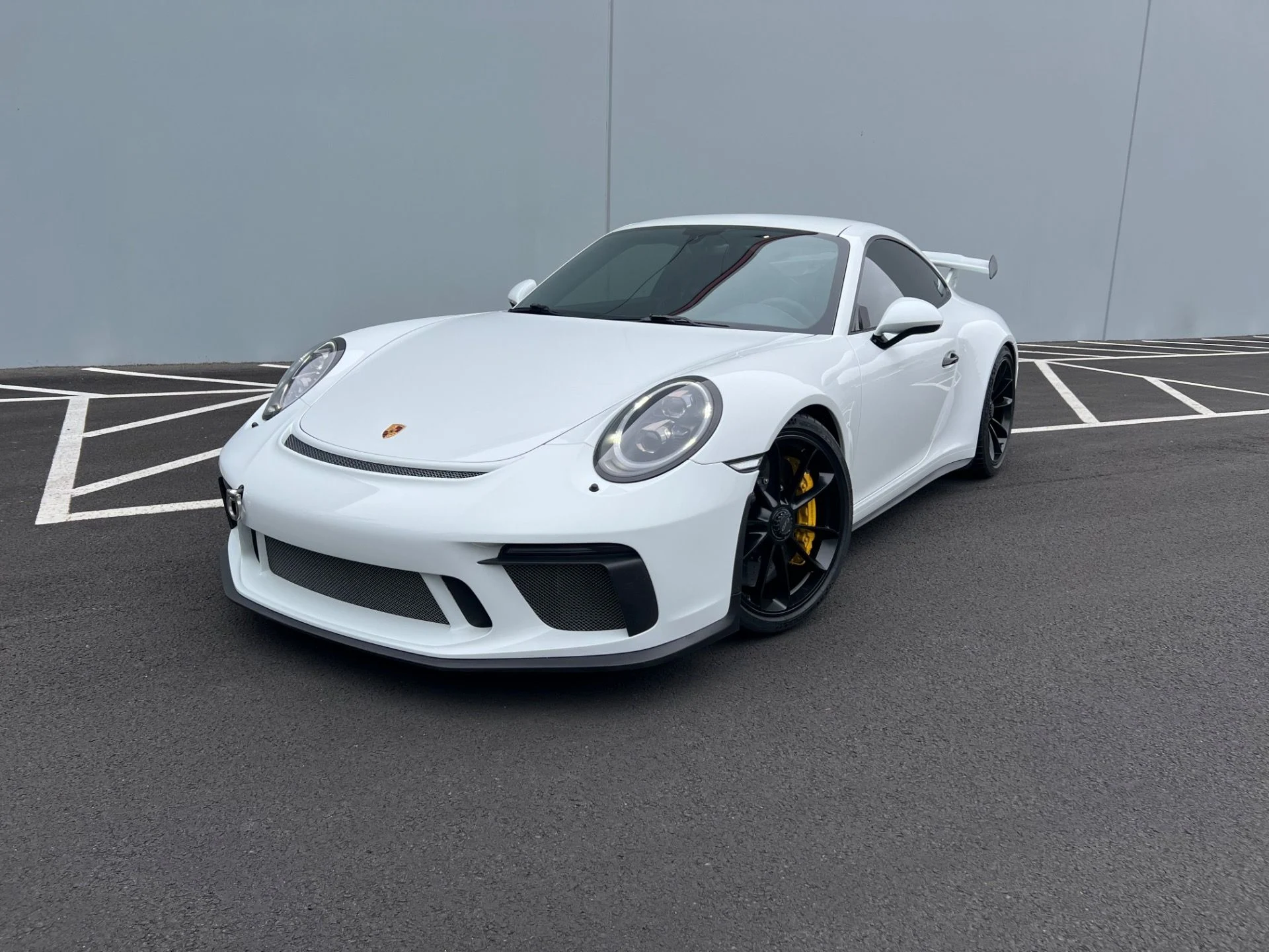 mph003_3581320057_Used_2018_Porsche_911_GT_3_1790021393_9e32319ba2