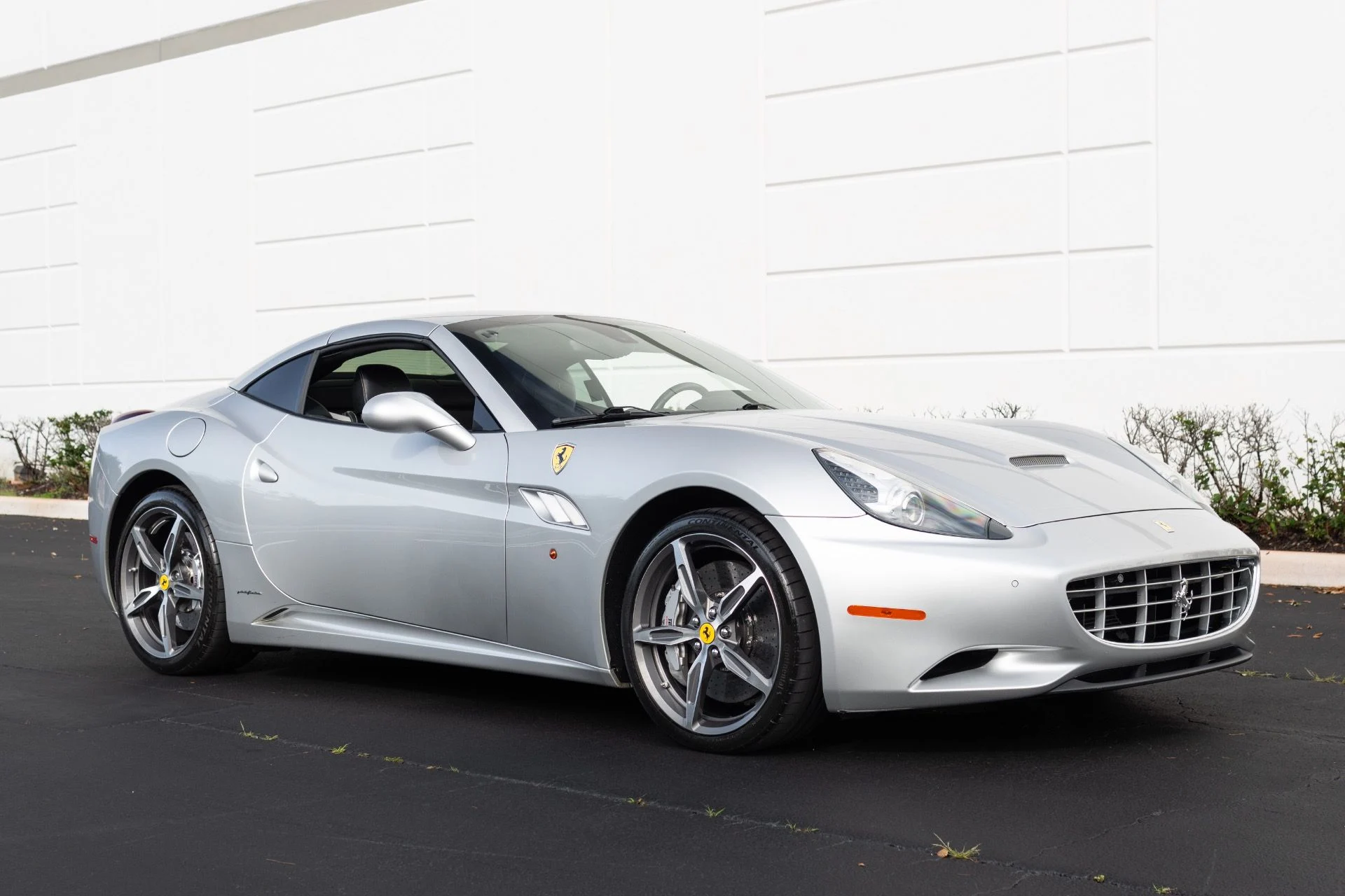 mph003_3620965985_Used_2014_Ferrari_California_1774924910_e207ca9253