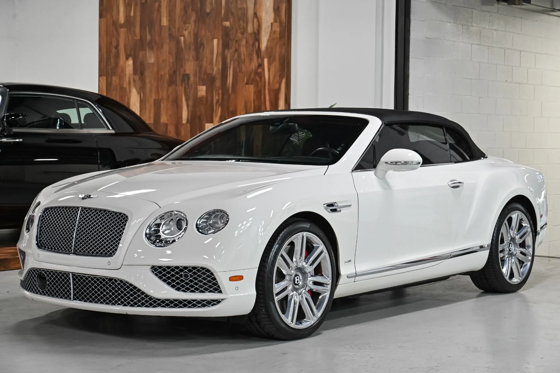 mph003_3642989092_Used_2016_Bentley_Continental_GT_W12_1757111065_86b9d7c4ad