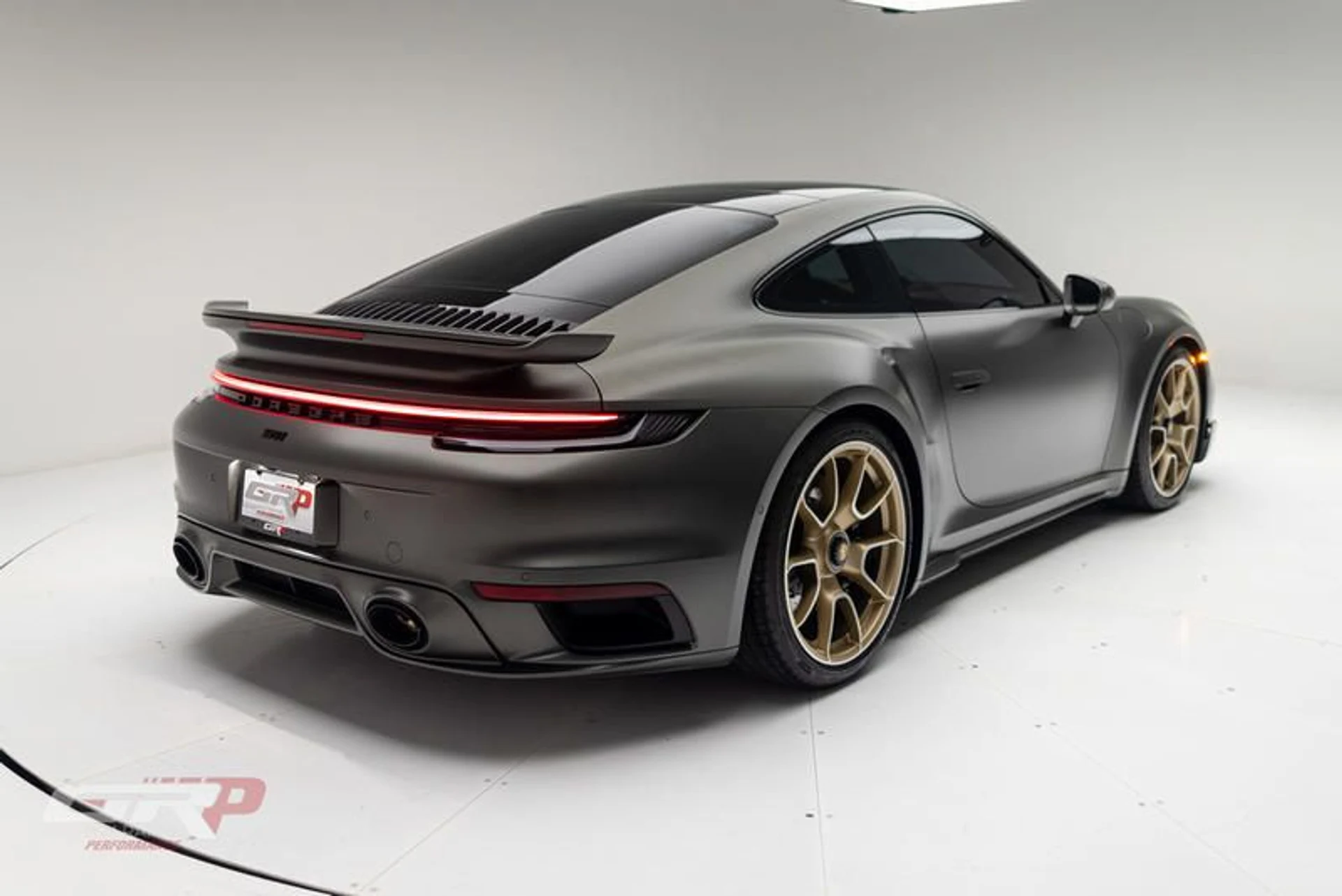 mph003_3647215365_A9_C9_E755_9_D35_479_F_AA_0_D_1_F2740621784_731e45360a