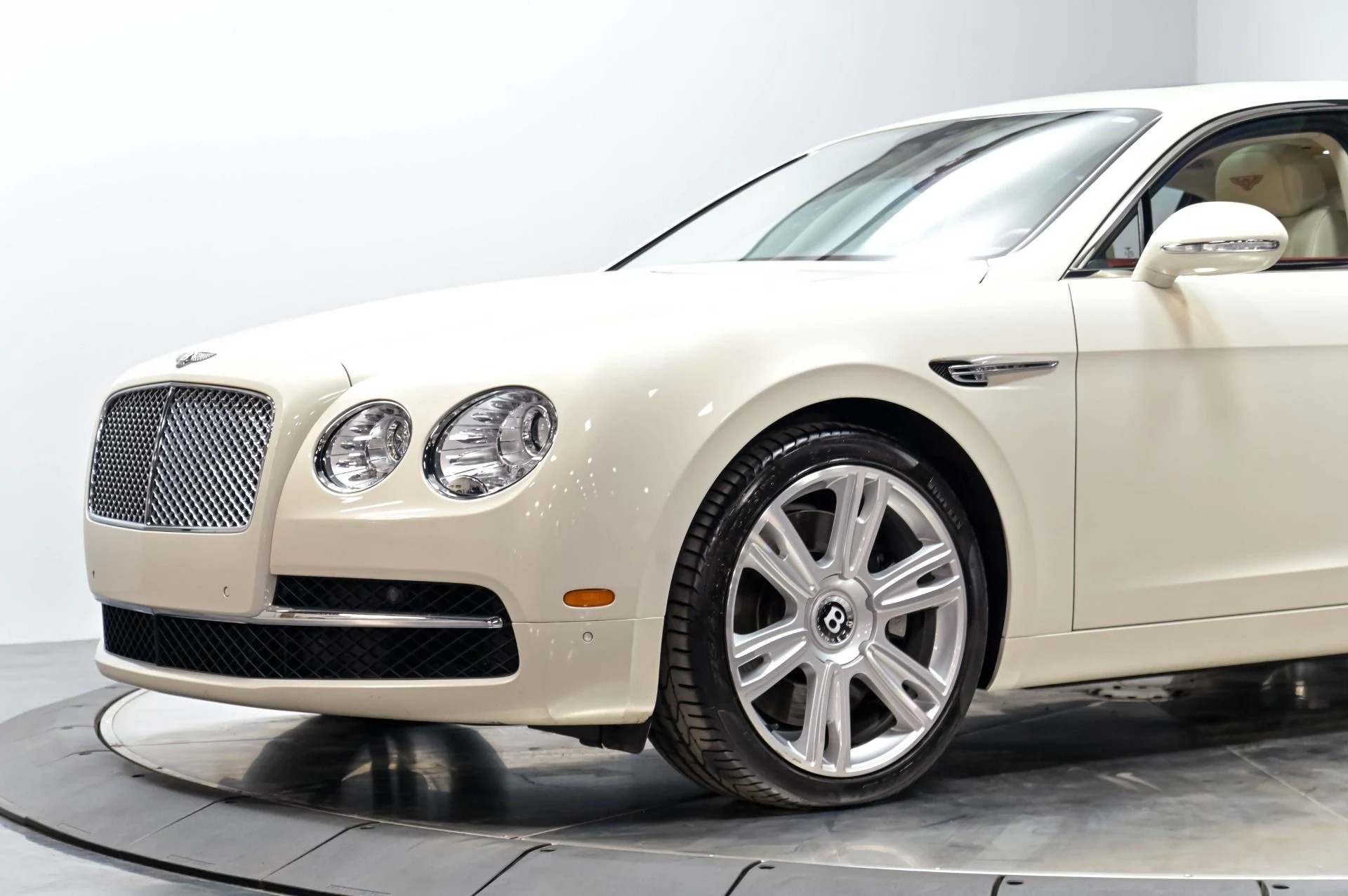 mph003_3650210944_Used_2016_Bentley_Flying_Spur_W12_1779838564_35174d26b7