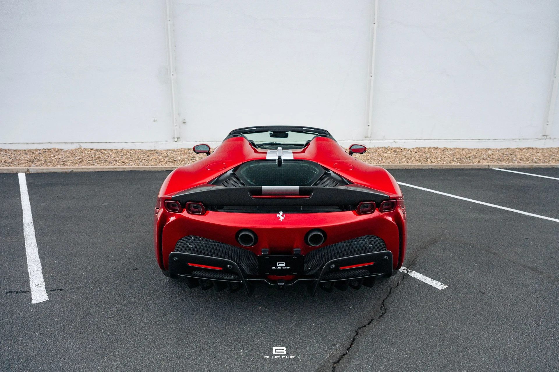 mph003_3652563880_6a6a856a53107b020f0c9de5_23796_202025_20_Ferrari_20_SF_90_20_Spider_20_Roso_20_Magma_04_785ca549a5