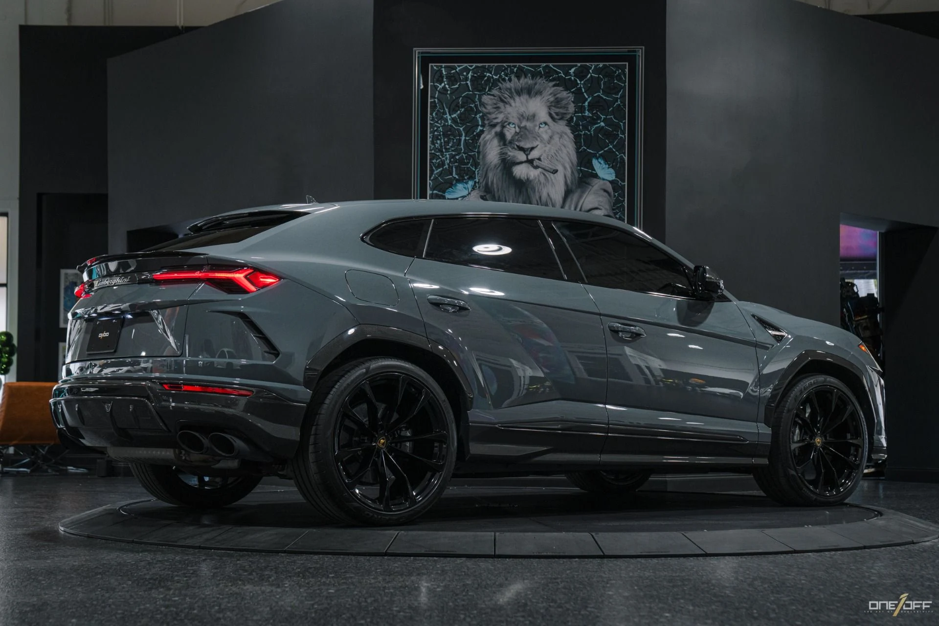 mph003_3655163480_Used_2022_Lamborghini_Urus_306_K_MSRP_ALL_Carbon_Grigio_Telesto_Paint_1752782699_31f85460f6