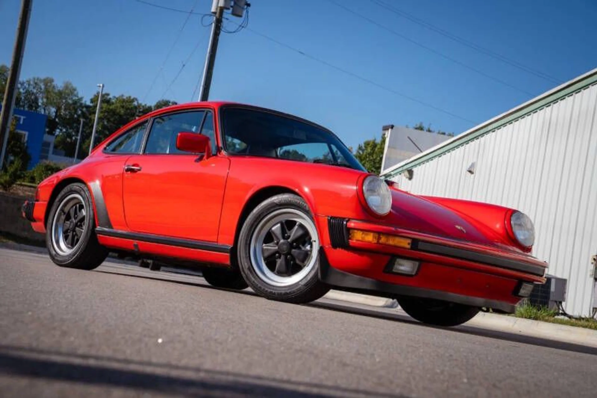 mph003_3657050350_1985_porsche_911_carrera_2dr_coupe_10ceec5764