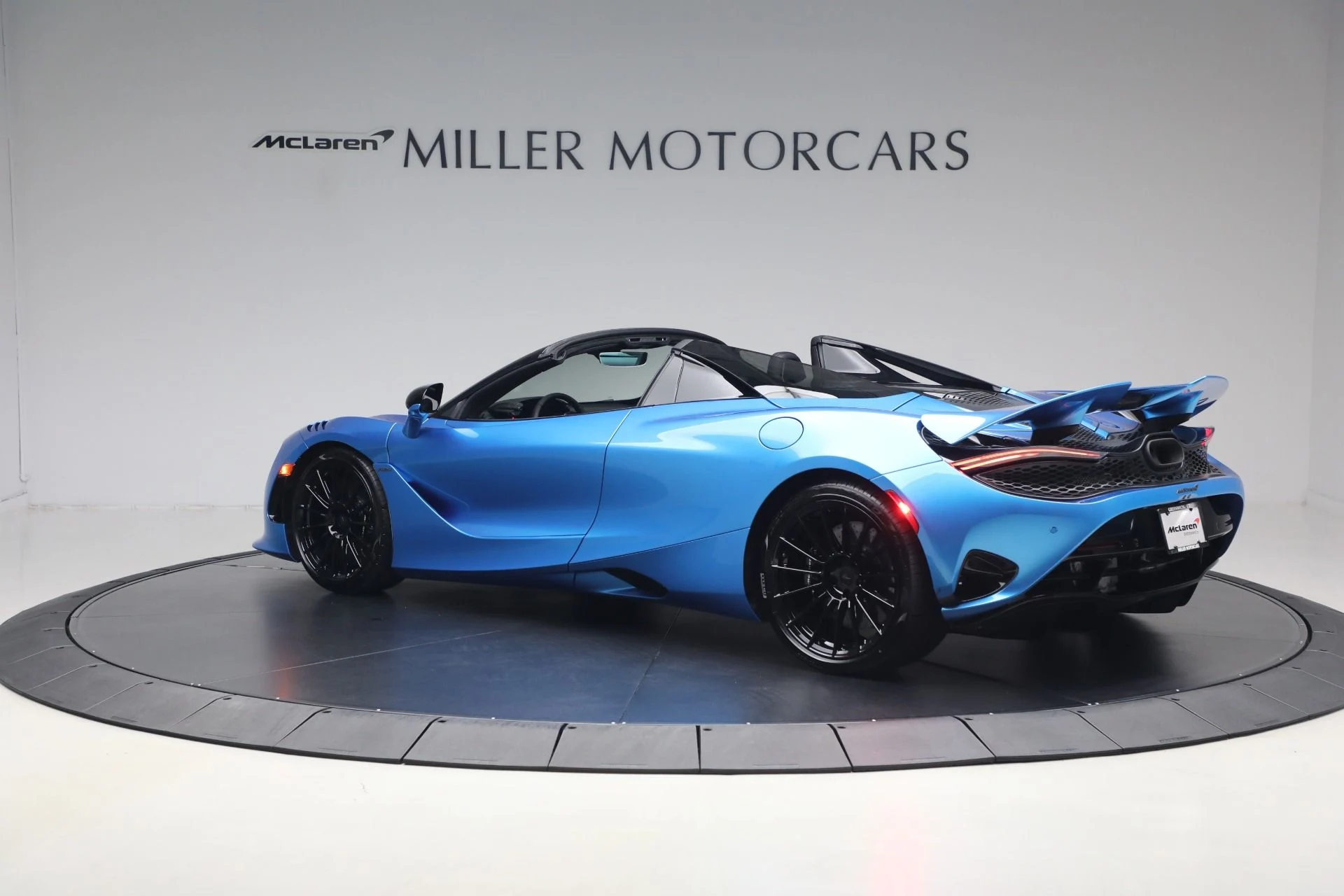 mph003_3658291648_New_2027_Mc_Laren_750_S_Spider_Tech_Lux_e646c37b1e