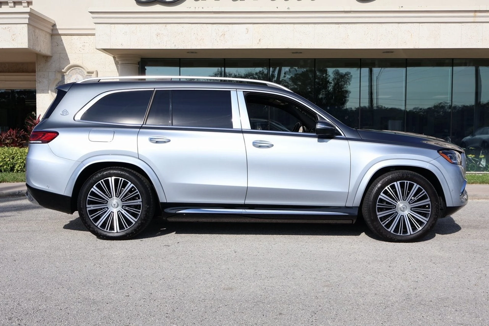 mph003_3665538539_4_e0f0fac7c1