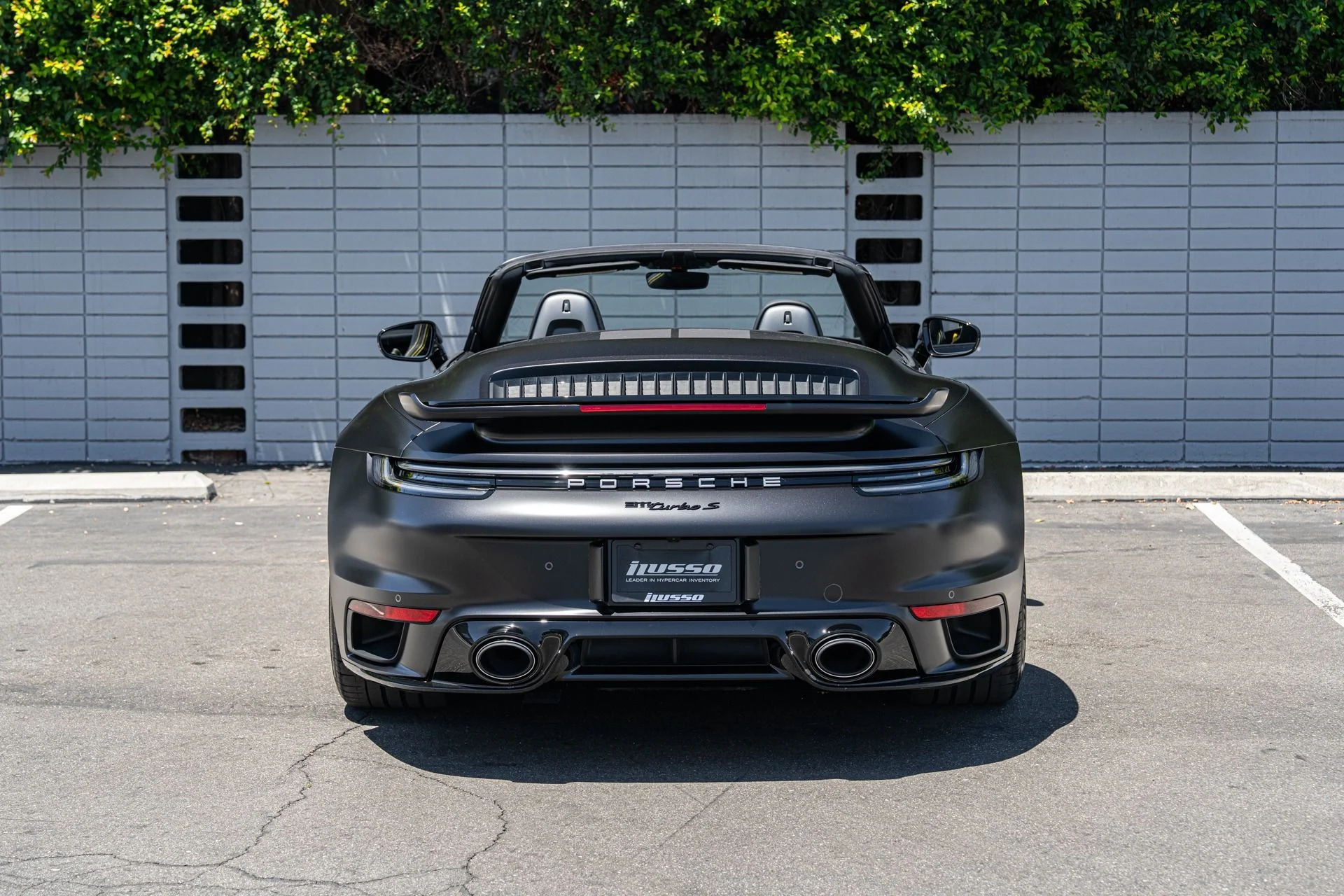 mph003_36732587_Used_2025_Porsche_911_Turbo_S_1753733820_6ff59b1460