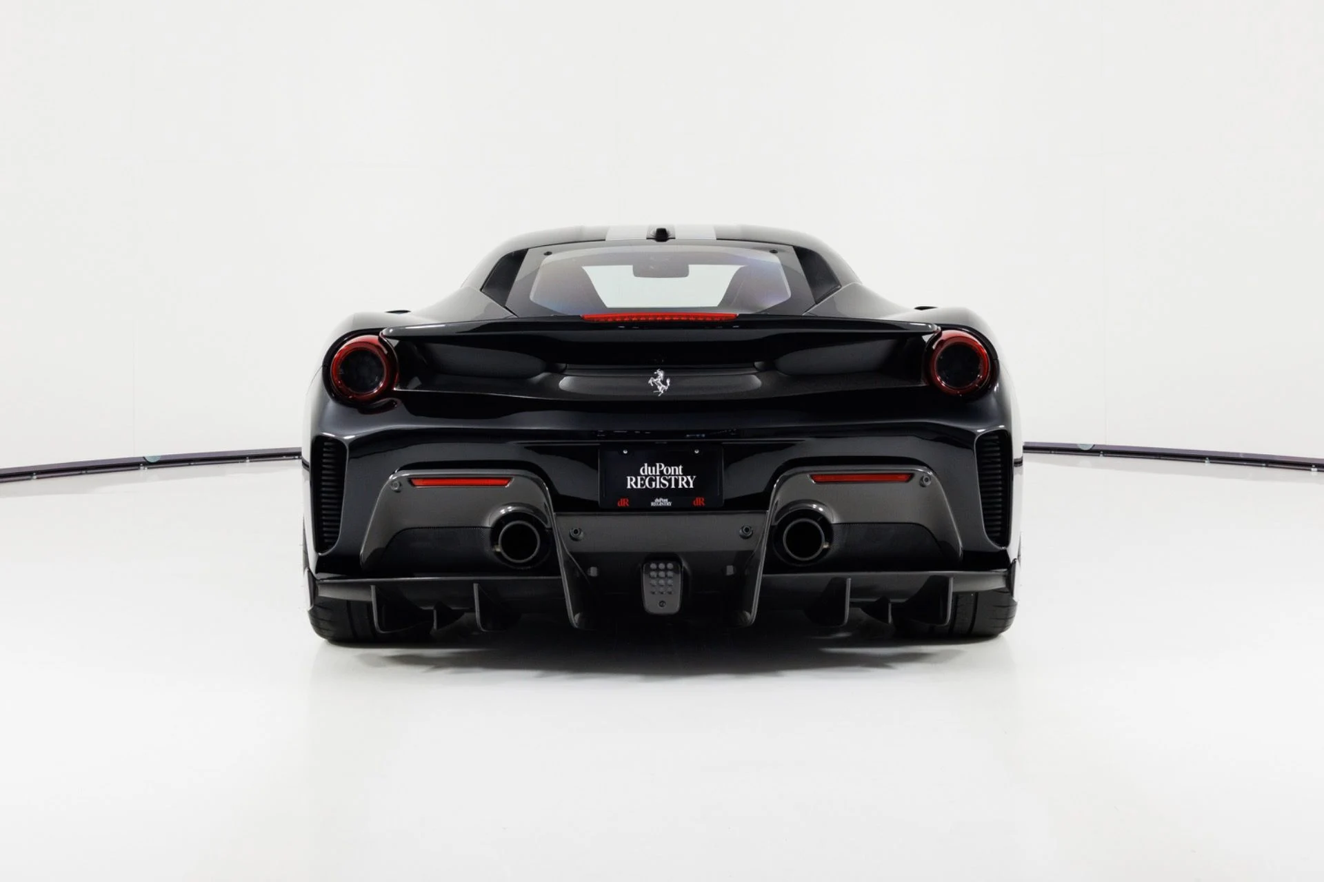 mph003_3677064110_Used_2019_Ferrari_488_Pista_1781884381_b8e20a7249