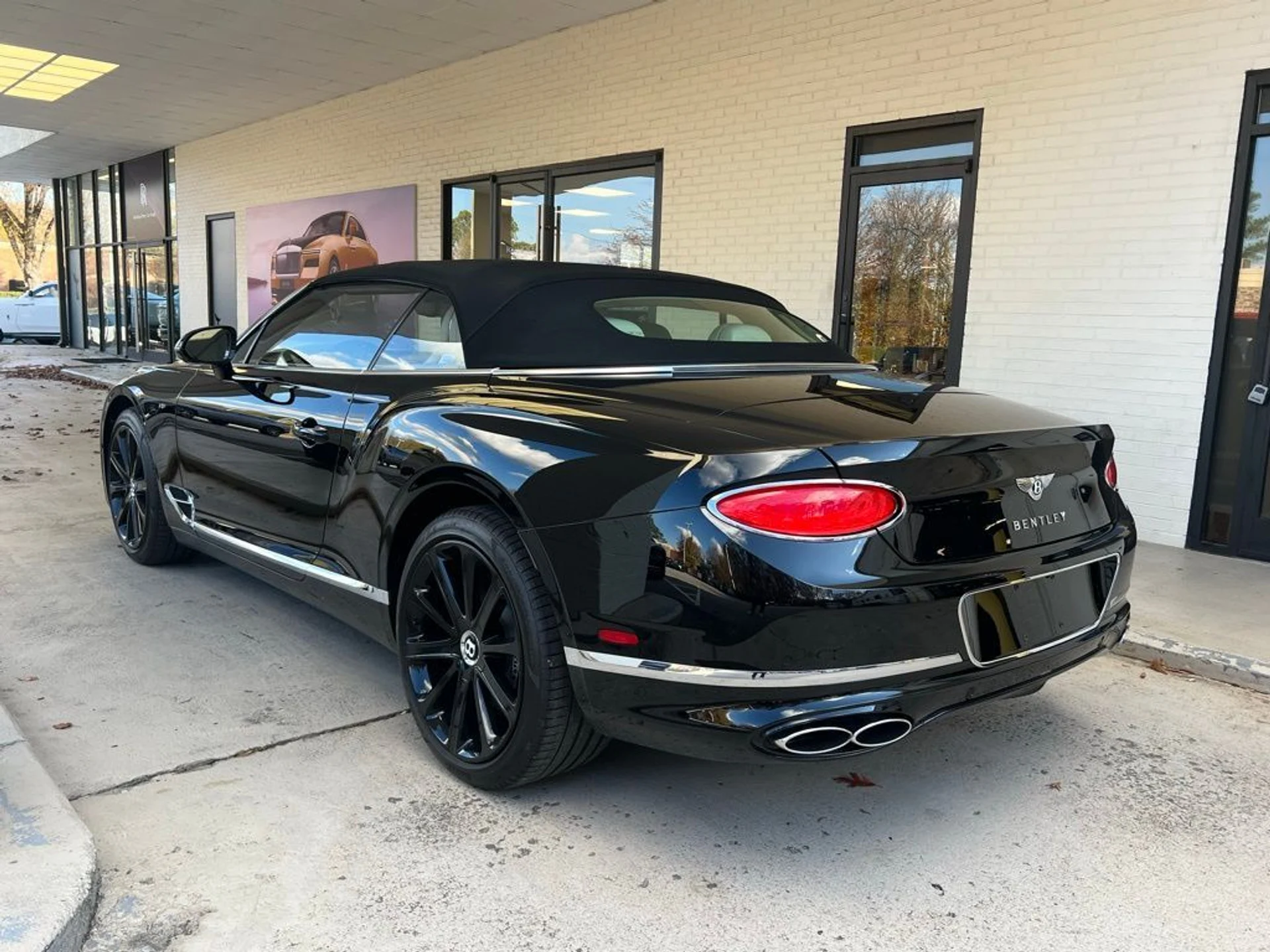 mph003_3685429461_2c3521018174f5639b63326f6a52f127x_adbed568de