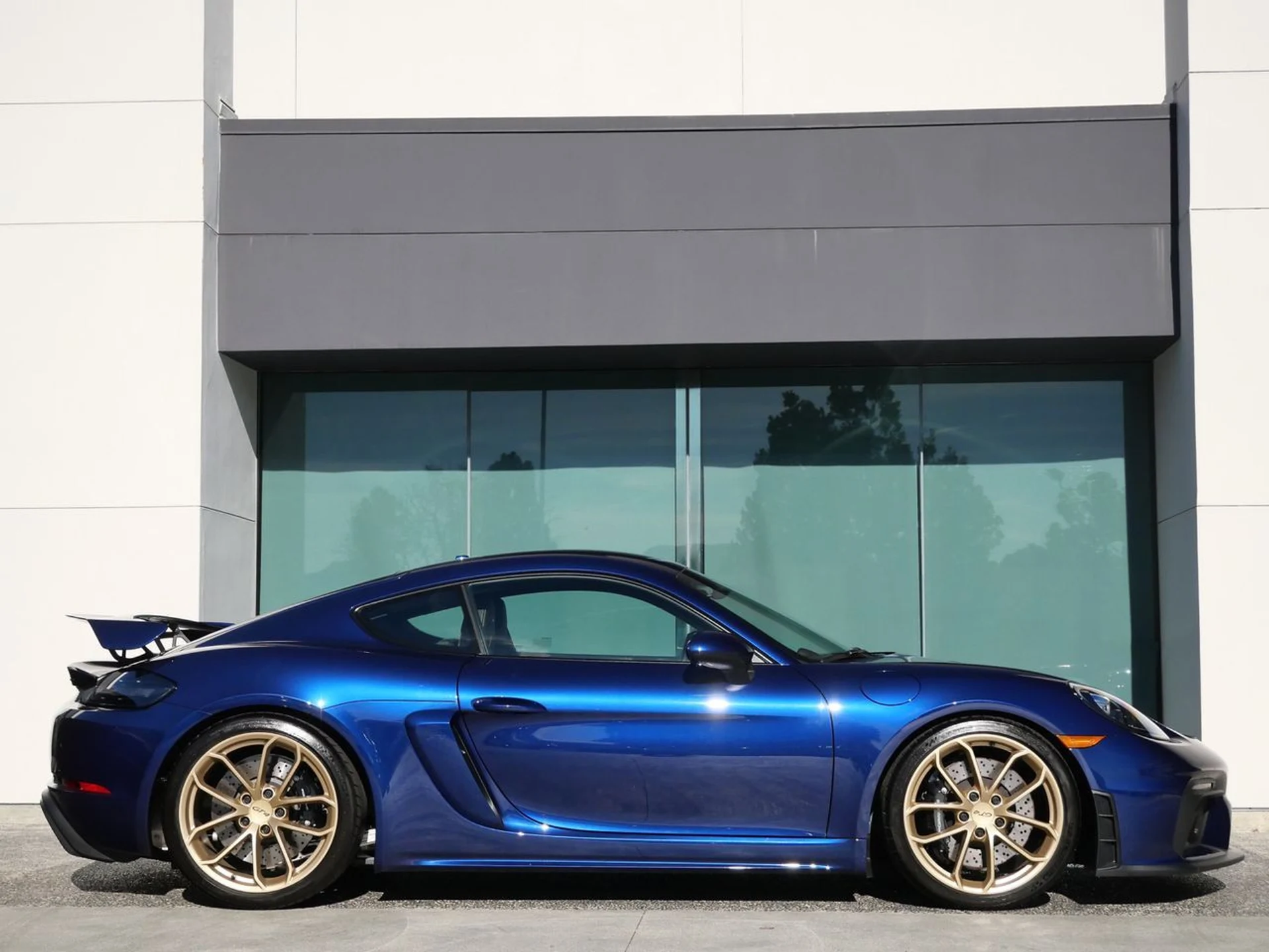 mph003_368601658_9dff0643fb8f7269c38c15b5d5c42cbax_8e03f9b7af