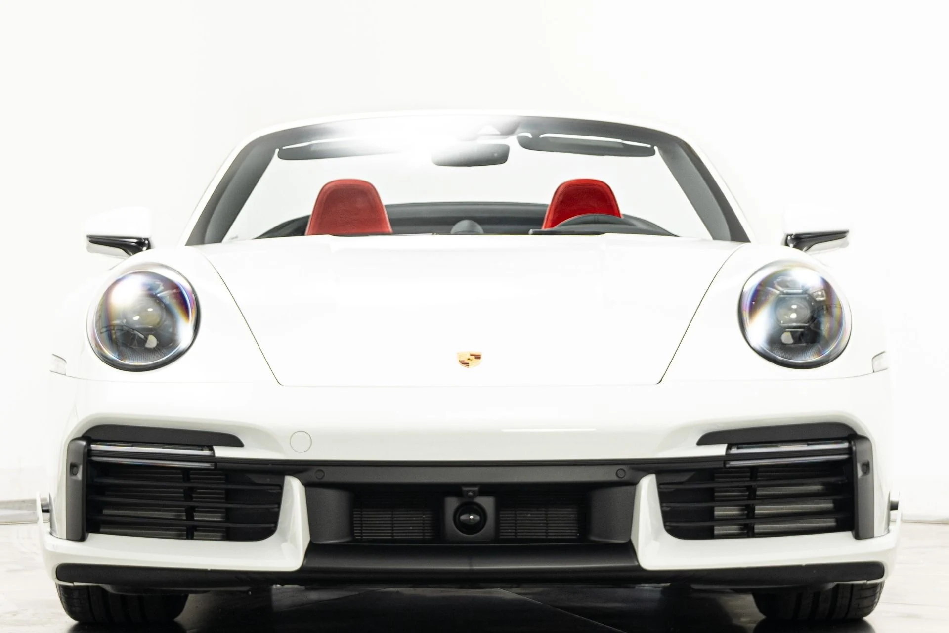 mph003_3692575912_Used_2024_Porsche_911_Turbo_S_Cabriolet_Sport_Design_Package_Exclusive_Manufaktur_Interior_1780002911_b0556ec4f0
