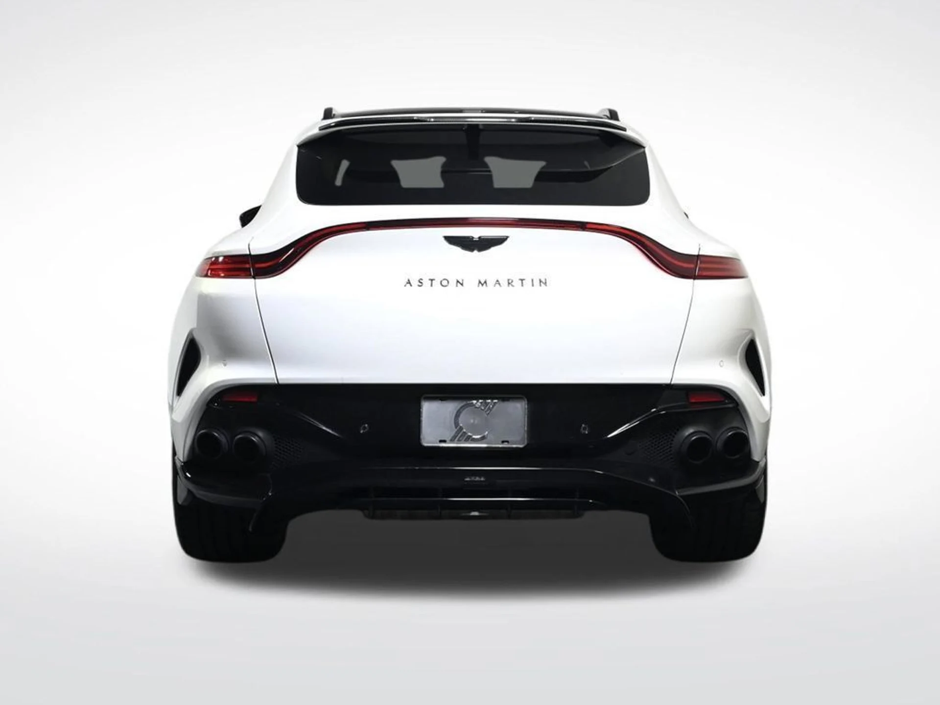 mph003_3703769976_used_2023_aston_martin_dbx_707_11350_23035484_4_1024_16d052e8ec