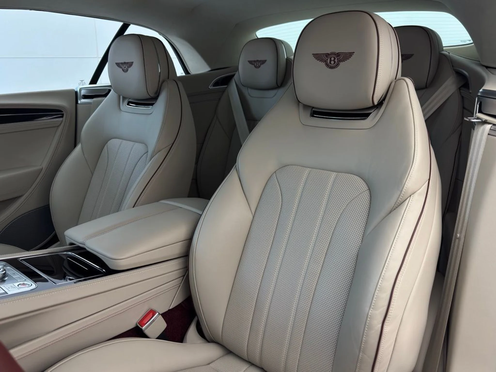 mph003_3718291055_z71fp5tgzi83corga6s0nuqb68rk_a49229d2d6