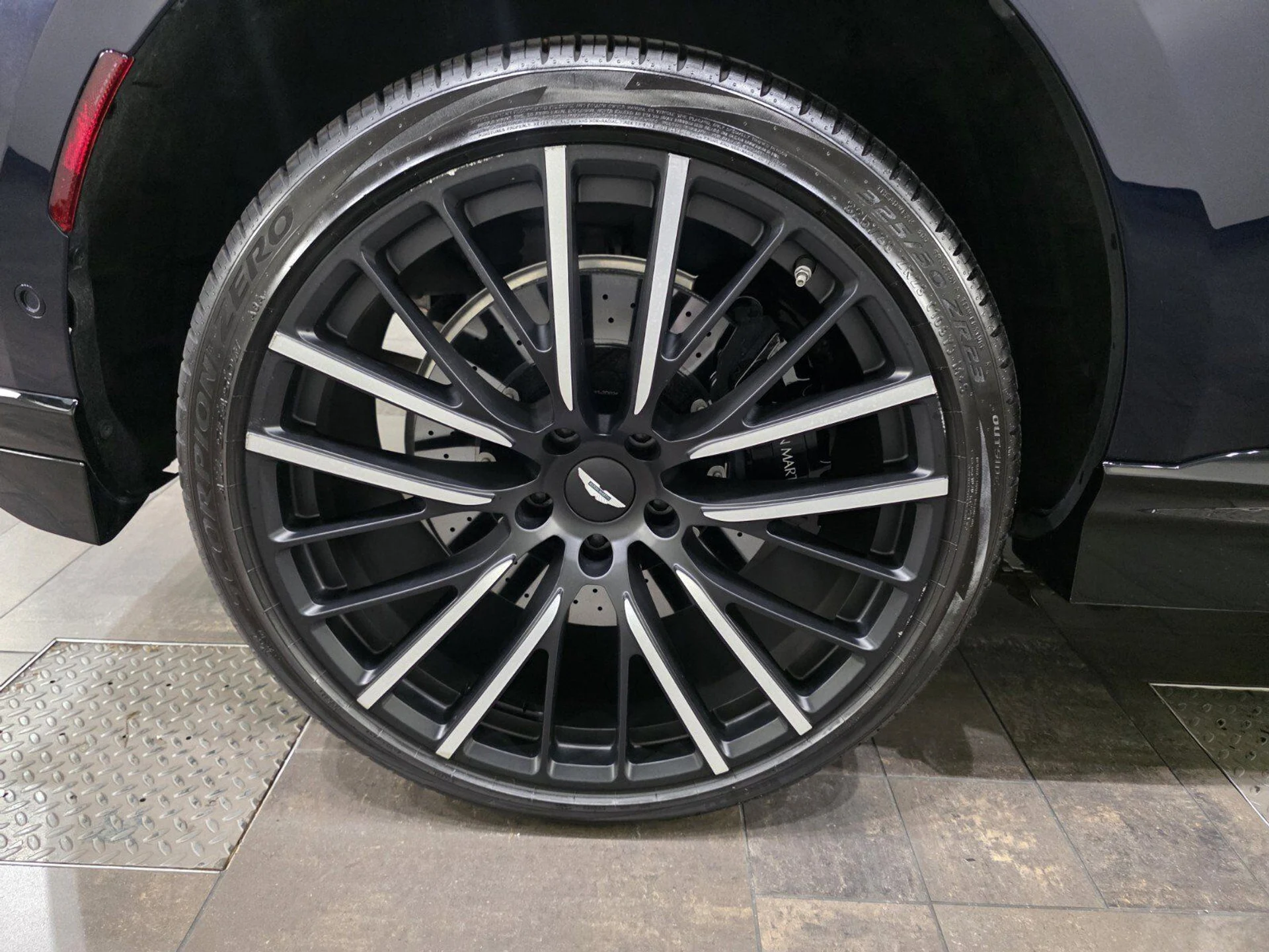 mph003_371836003_f46cf8675a603fc40e53300b7ae76048_b68b76b3a2